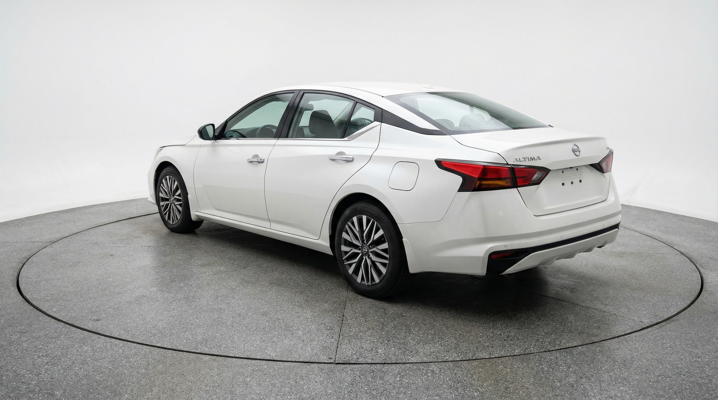 Thumbnail: 2025 Nissan Altima - 5