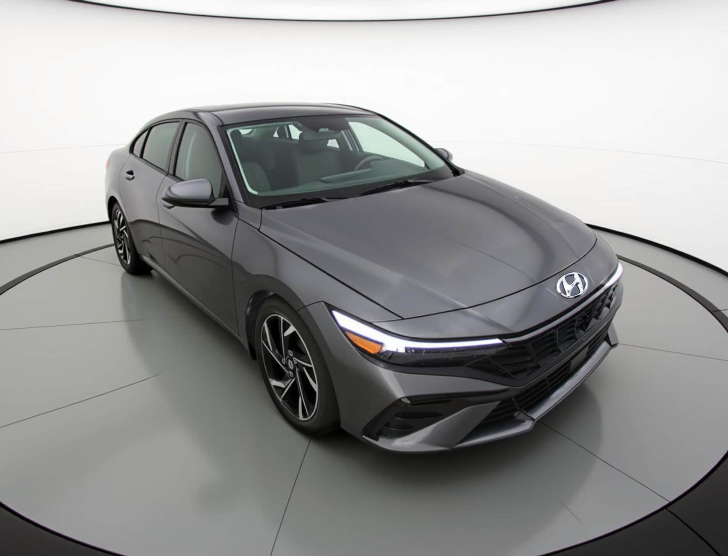 Thumbnail: 2025 Hyundai Elantra - 1