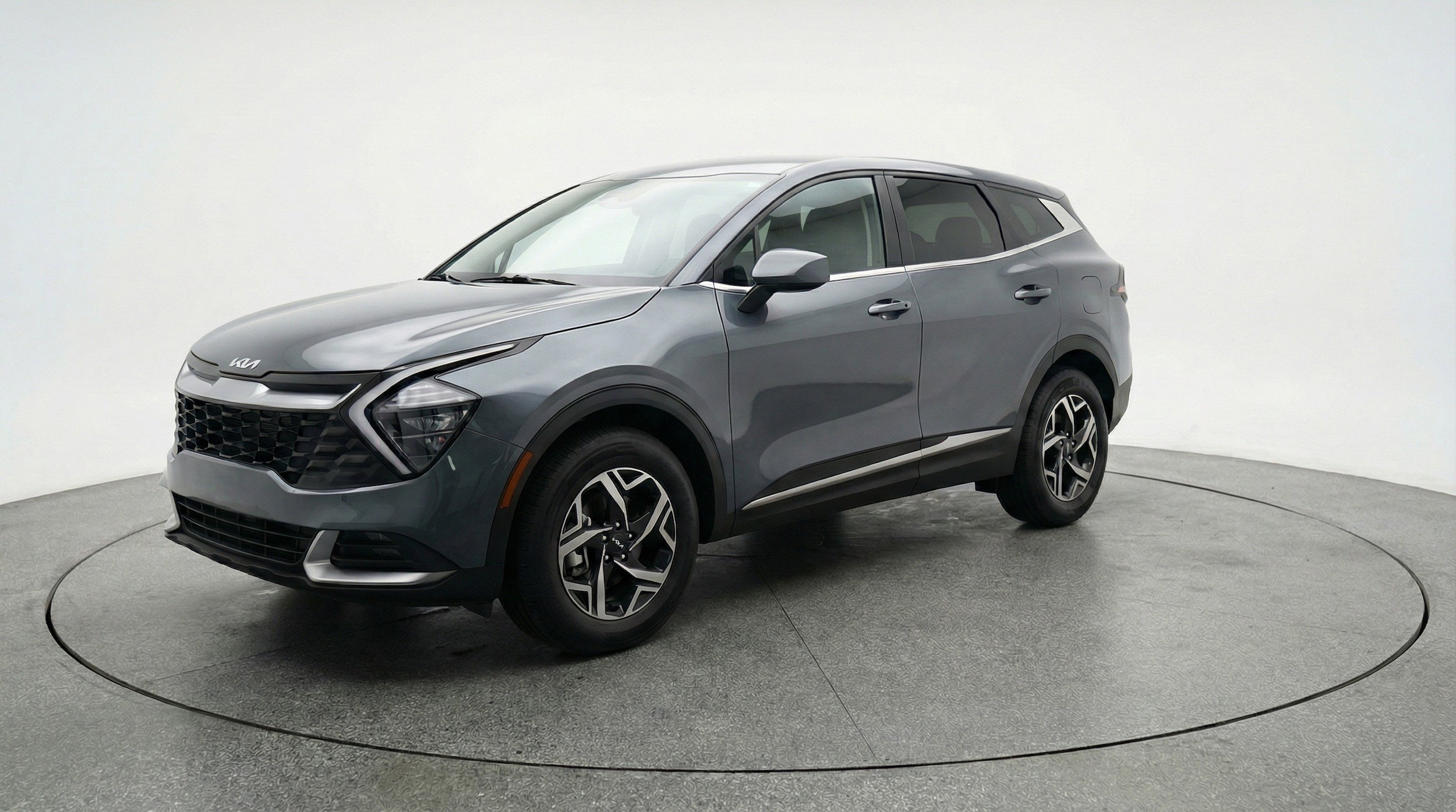 Thumbnail: 2025 Kia Sportage - 3