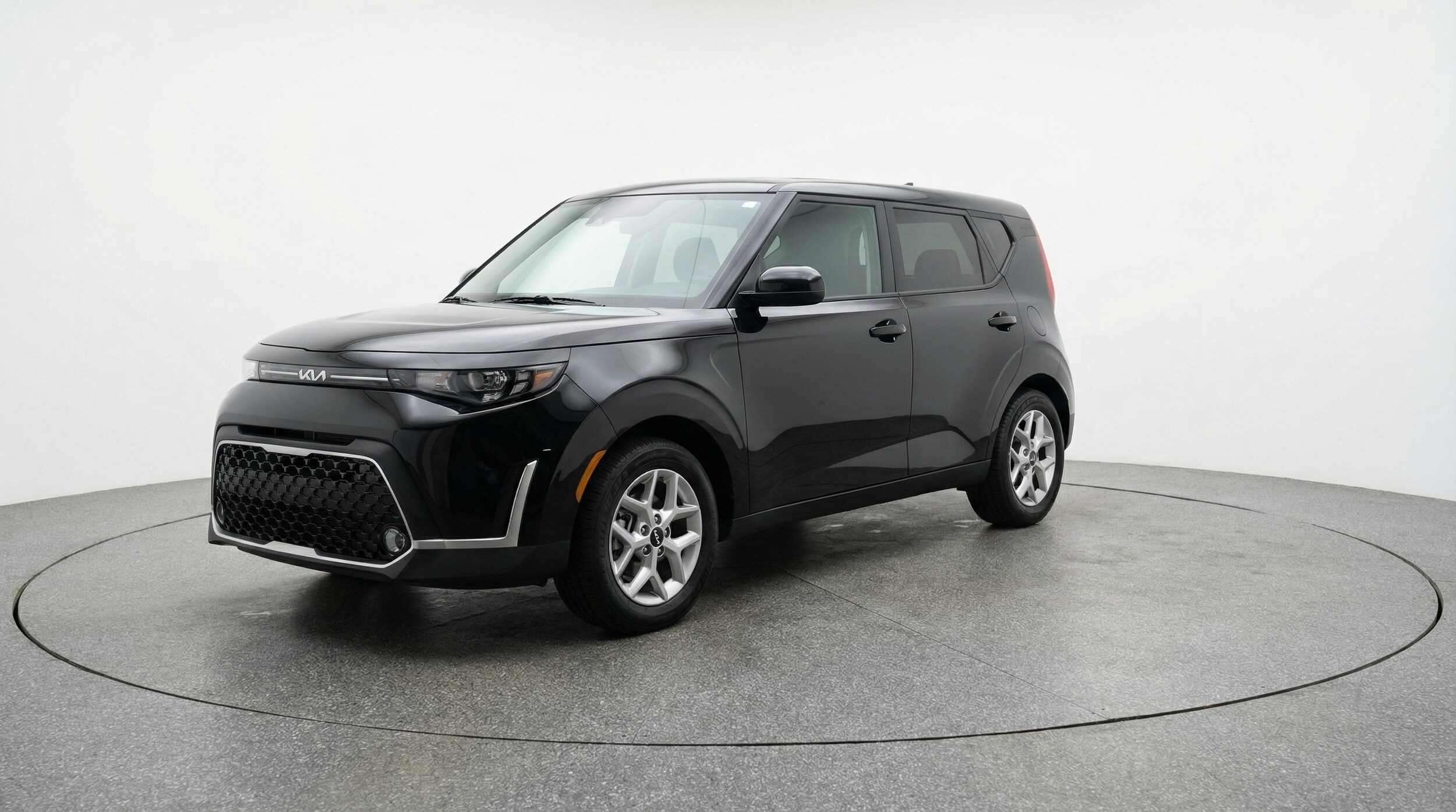 Thumbnail: 2025 Kia Soul - 3