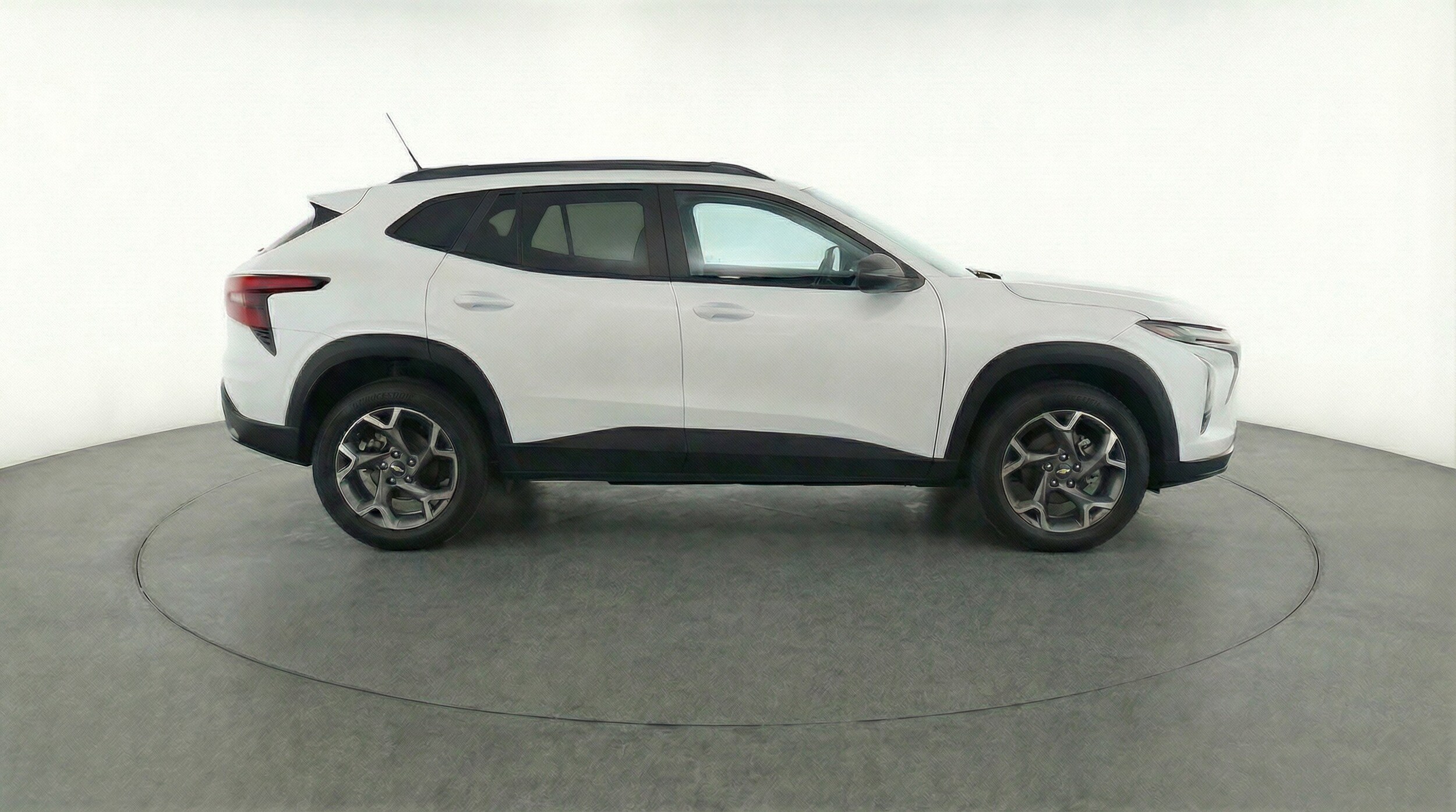 Thumbnail: 2025 Chevrolet Trax - 11