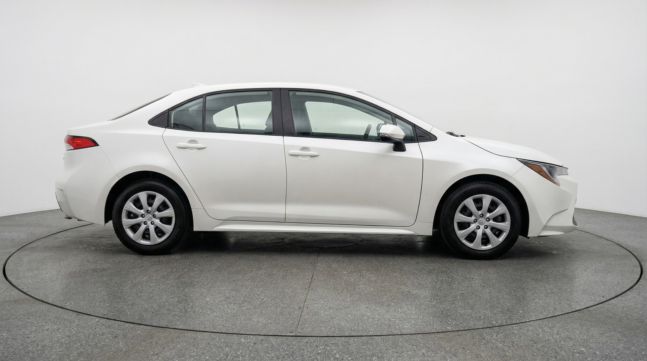 Thumbnail: 2025 Toyota Corolla - 11