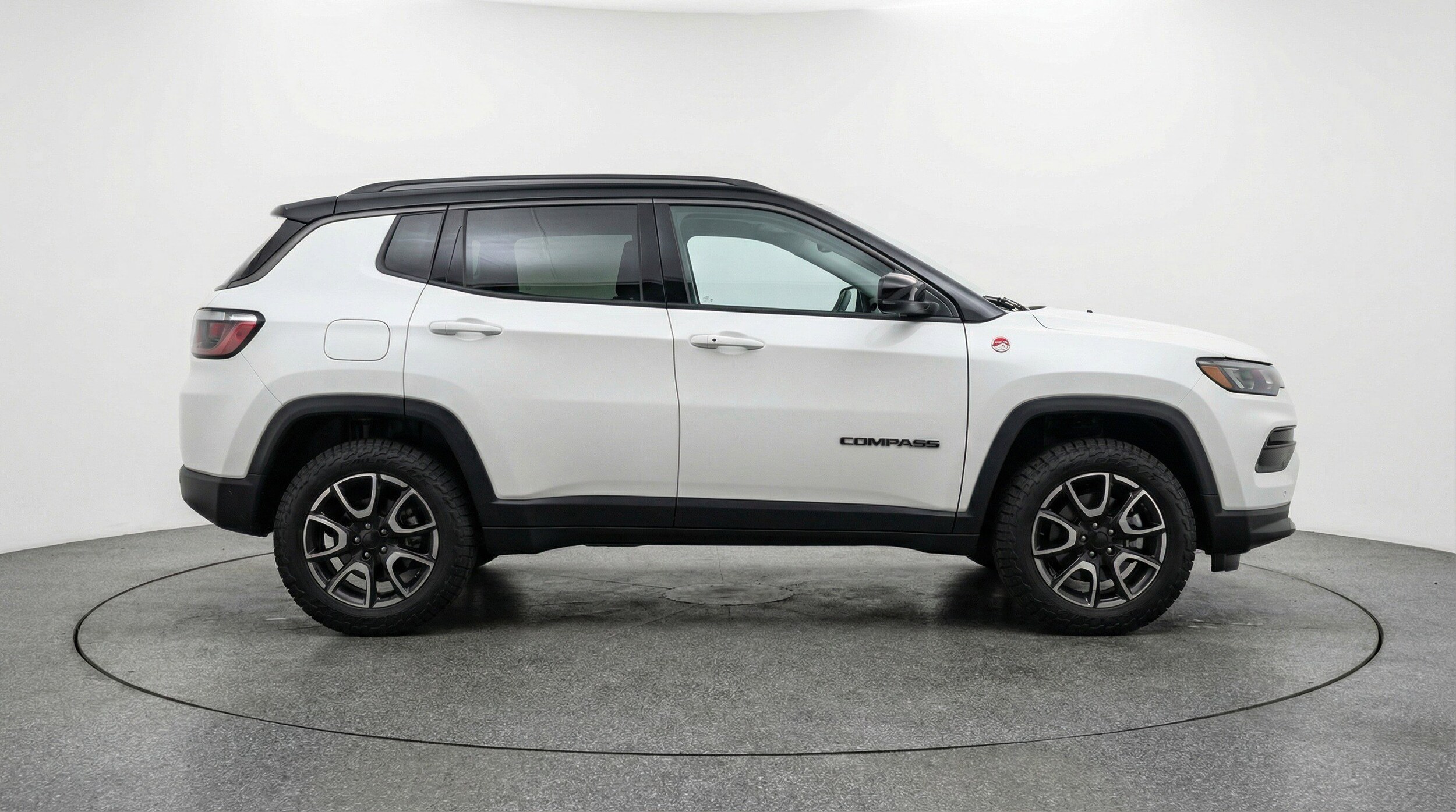 Thumbnail: 2025 Jeep Compass - 11