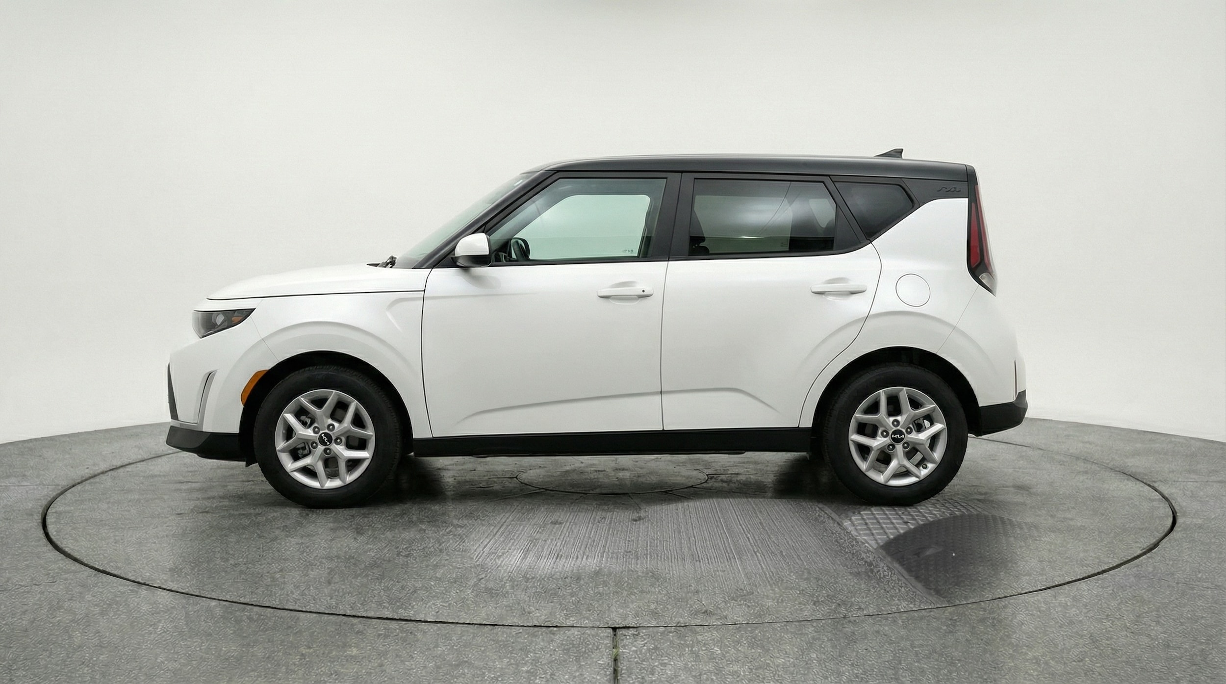 Thumbnail: 2025 Kia Soul - 4