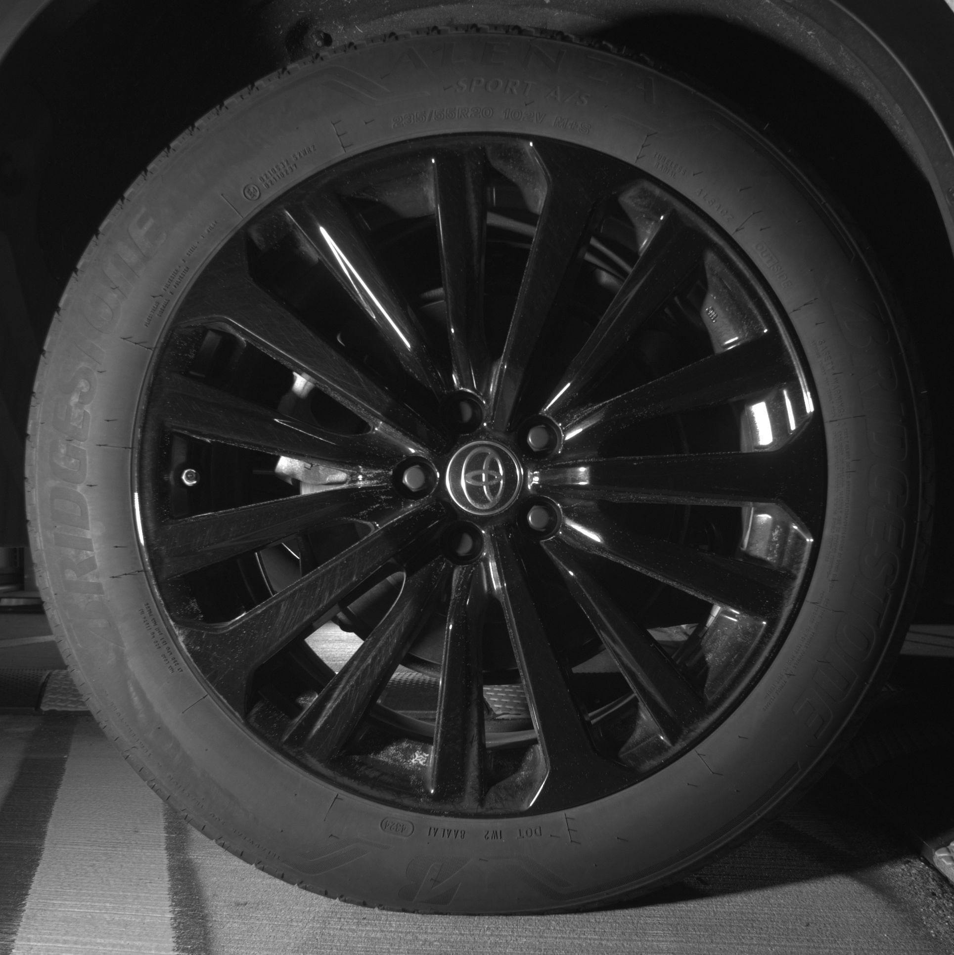 Thumbnail: 2025 Toyota Highlander - 15