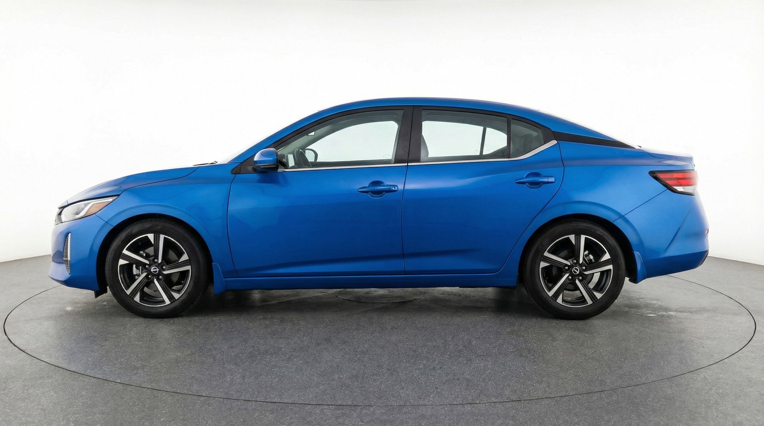 Thumbnail: 2025 Nissan Sentra - 5