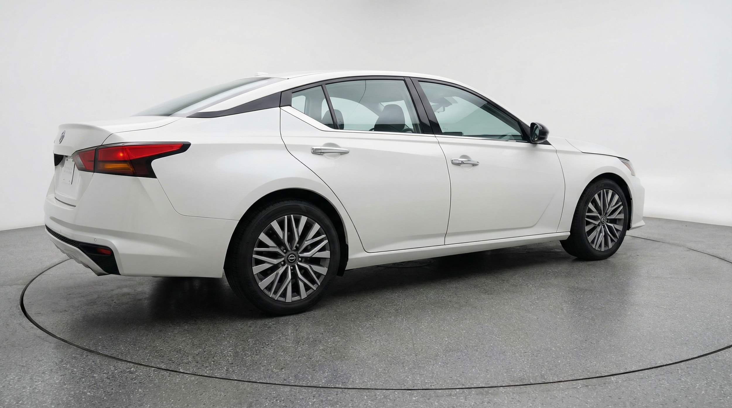 Thumbnail: 2025 Nissan Altima - 7