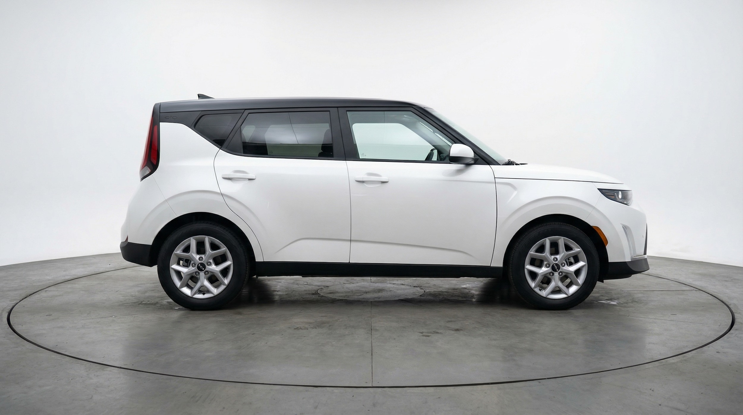 Thumbnail: 2025 Kia Soul - 8