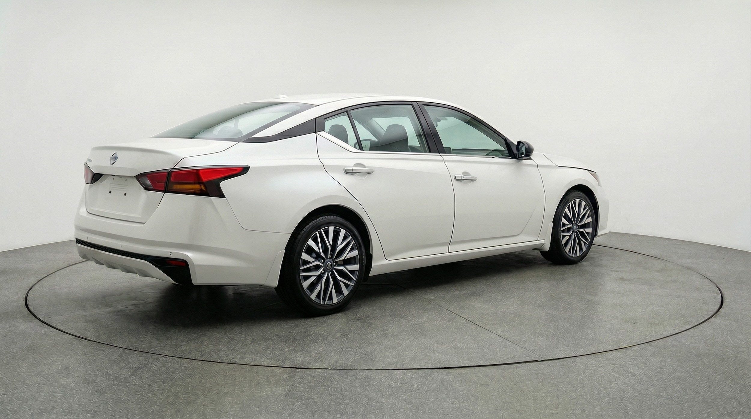 Thumbnail: 2025 Nissan Altima - 7