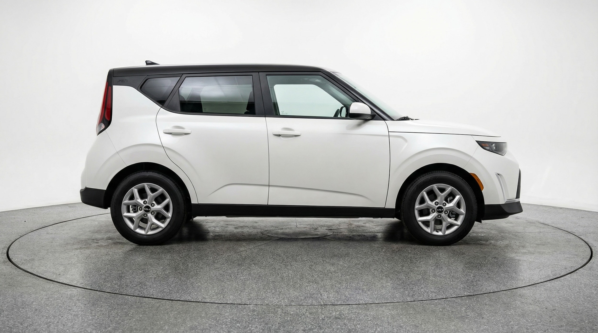 Thumbnail: 2025 Kia Soul - 8