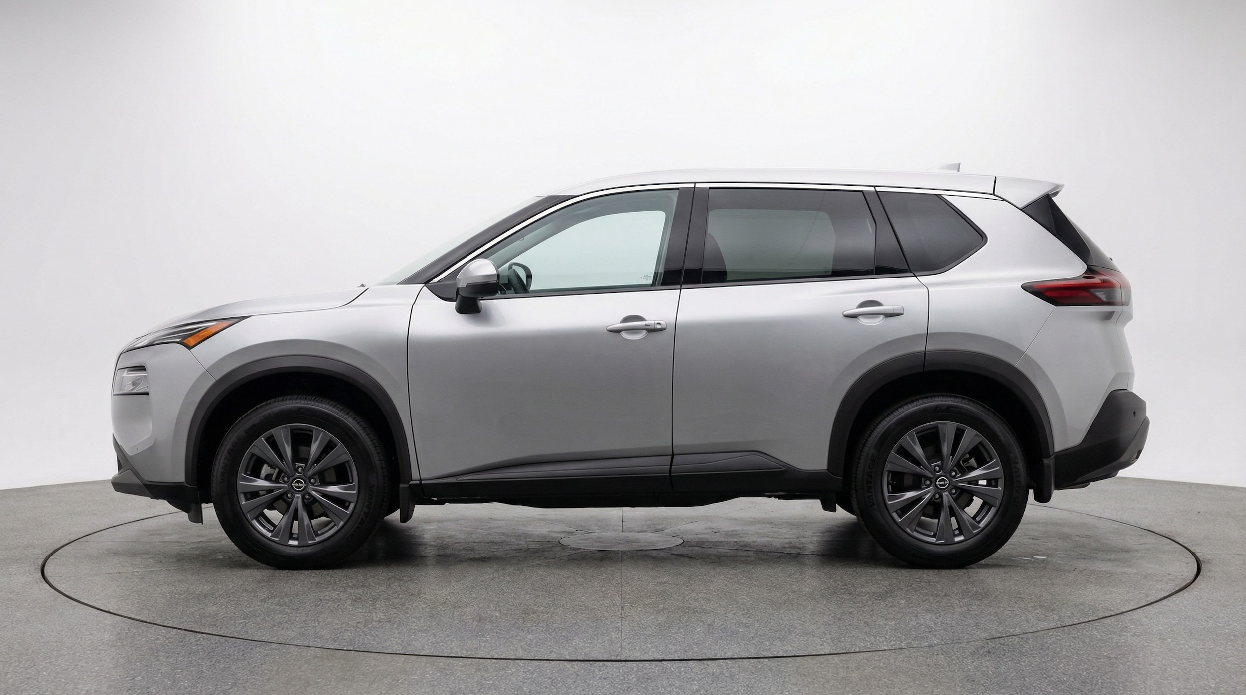 Thumbnail: 2025 Nissan Rogue - 4