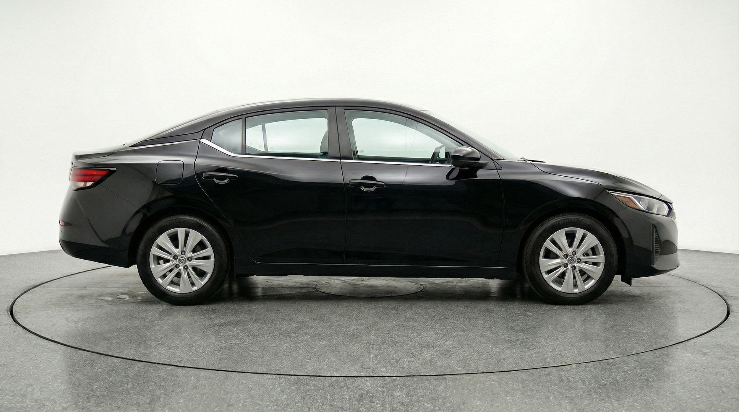 Thumbnail: 2025 Nissan Sentra - 8