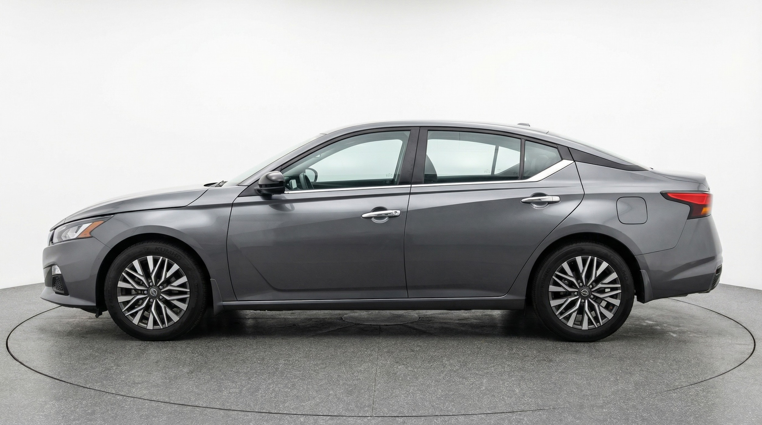 Thumbnail: 2025 Nissan Altima - 4