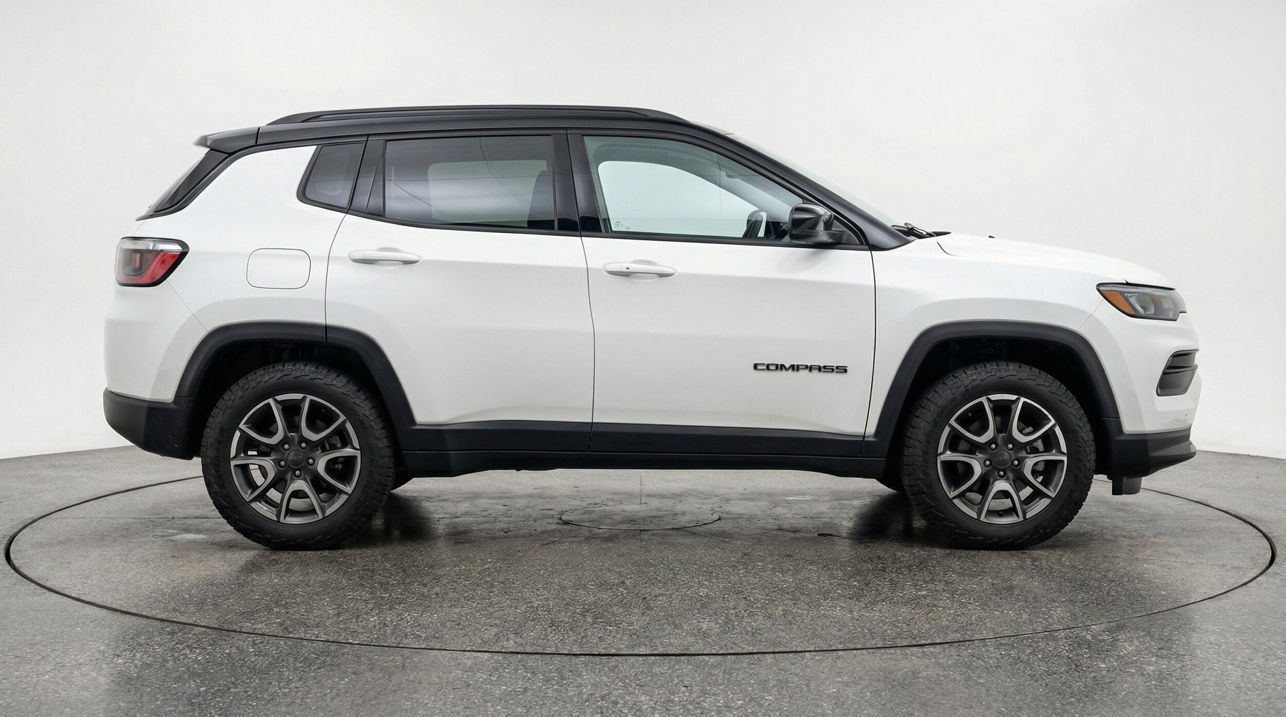 Thumbnail: 2025 Jeep Compass - 11