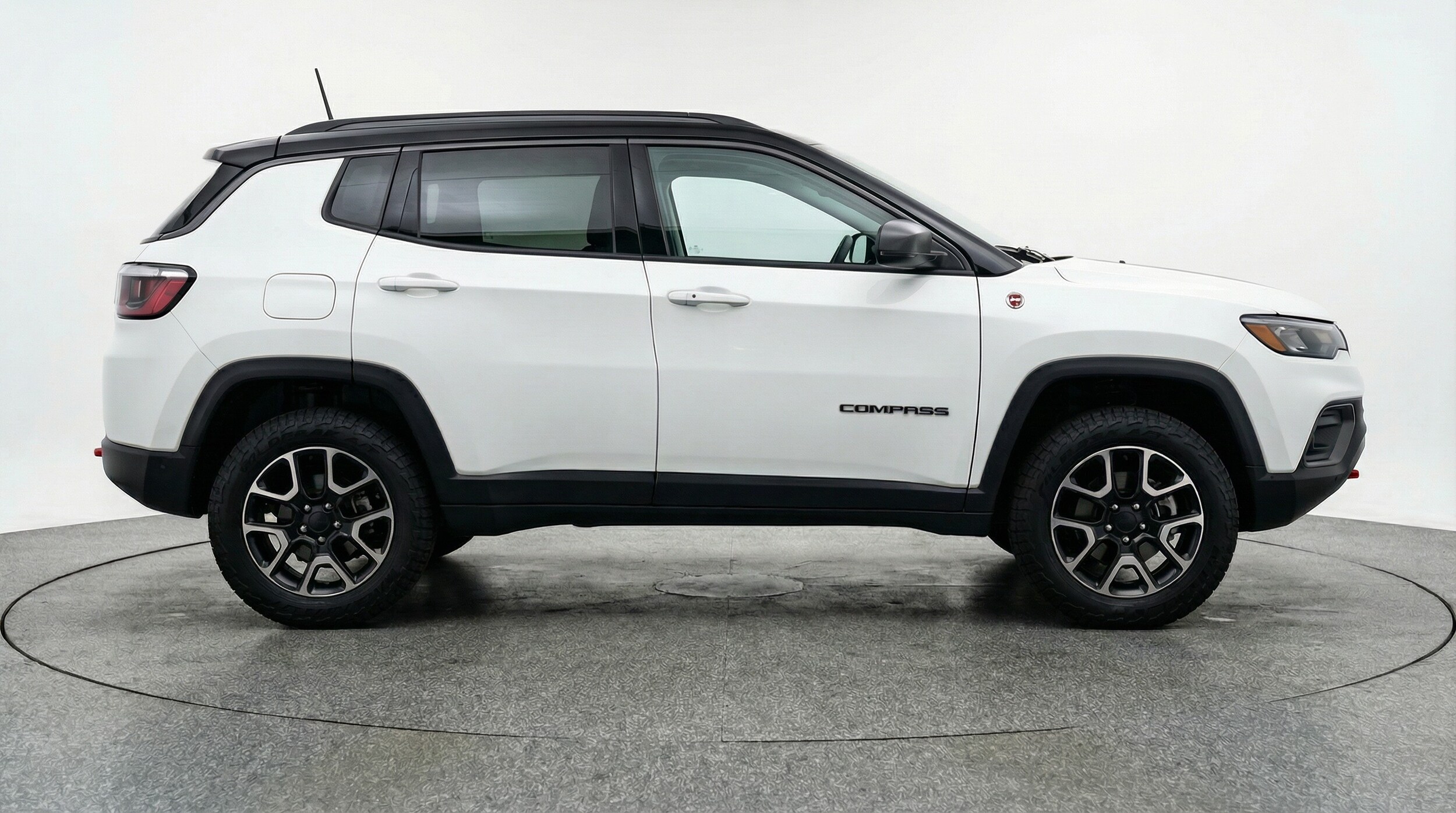 Thumbnail: 2025 Jeep Compass - 8