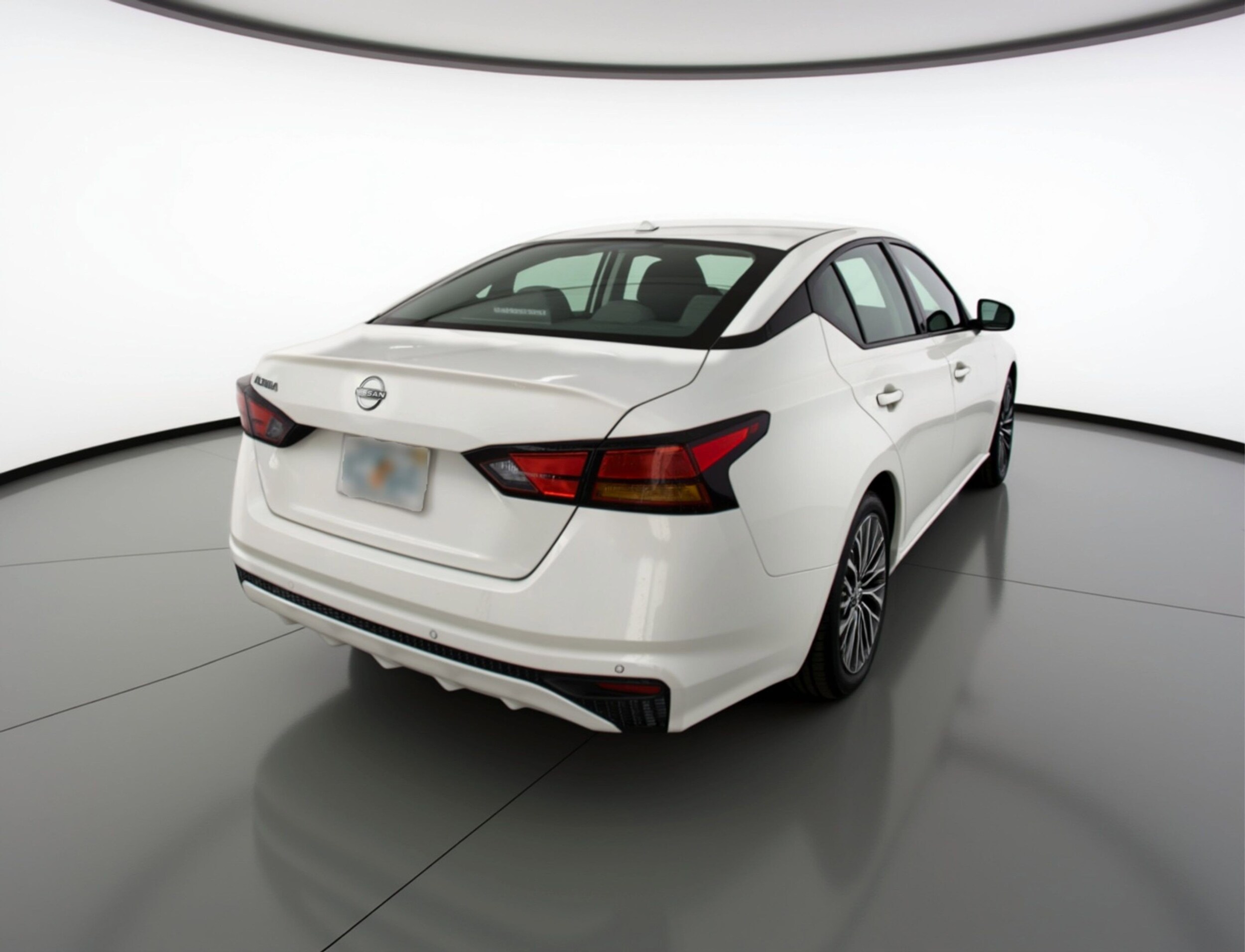 Thumbnail: 2025 Nissan Altima - 9