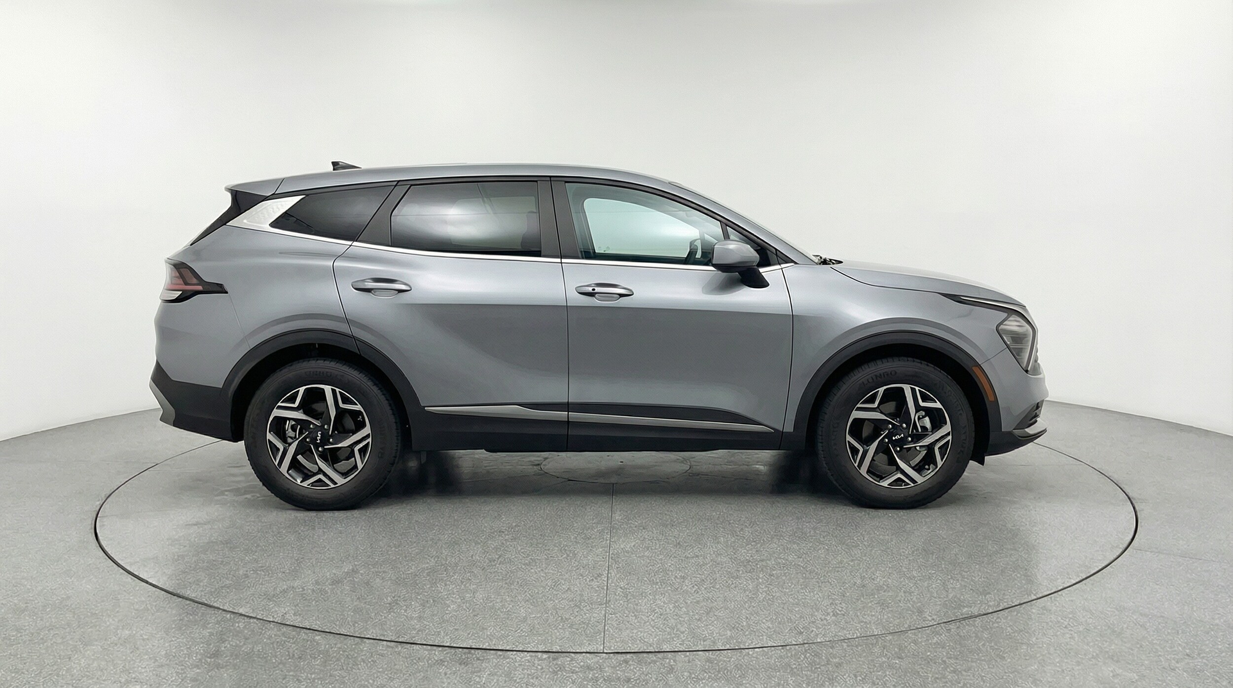 Thumbnail: 2025 Kia Sportage - 8