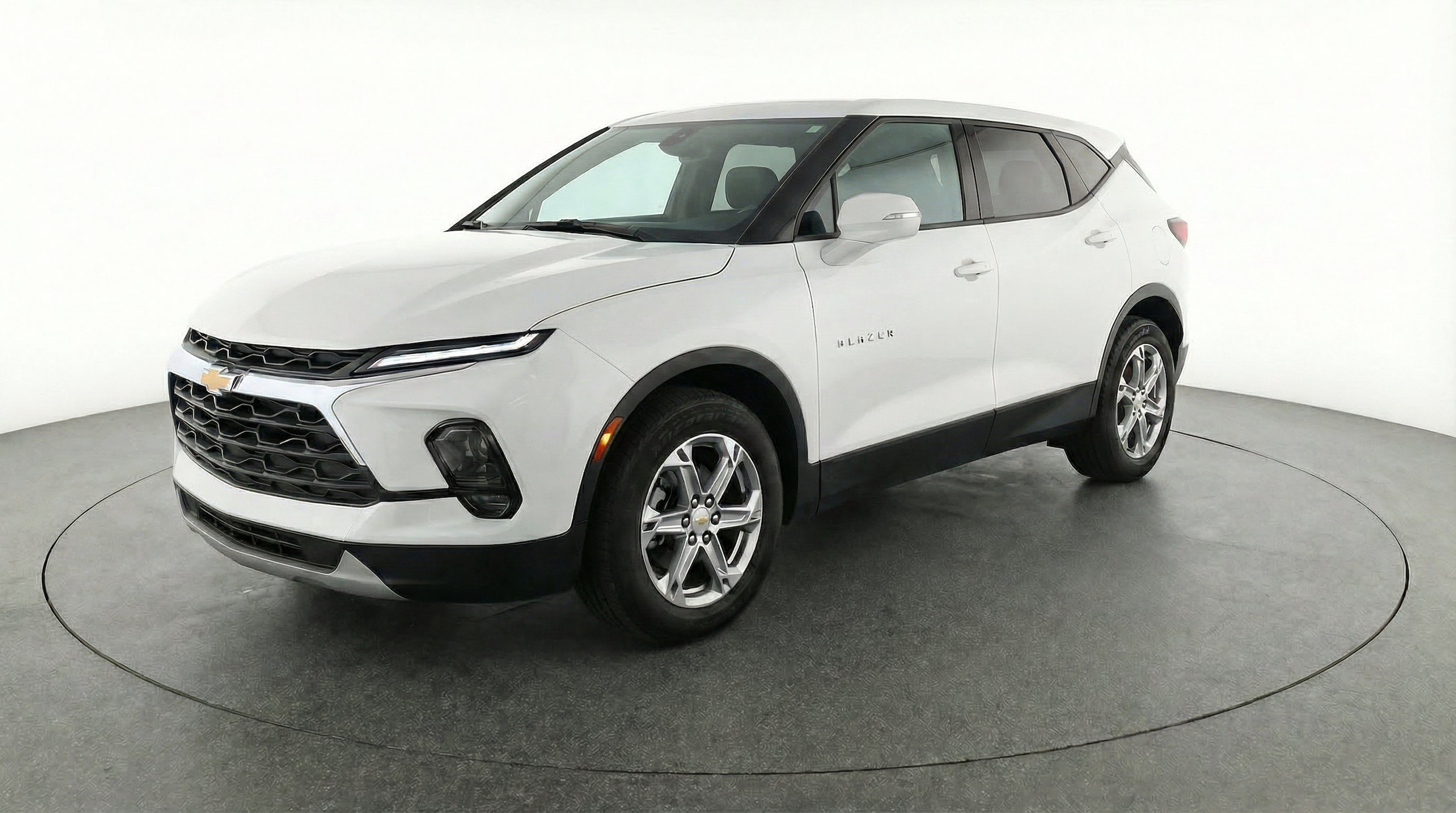Thumbnail: 2025 Chevrolet Blazer - 3