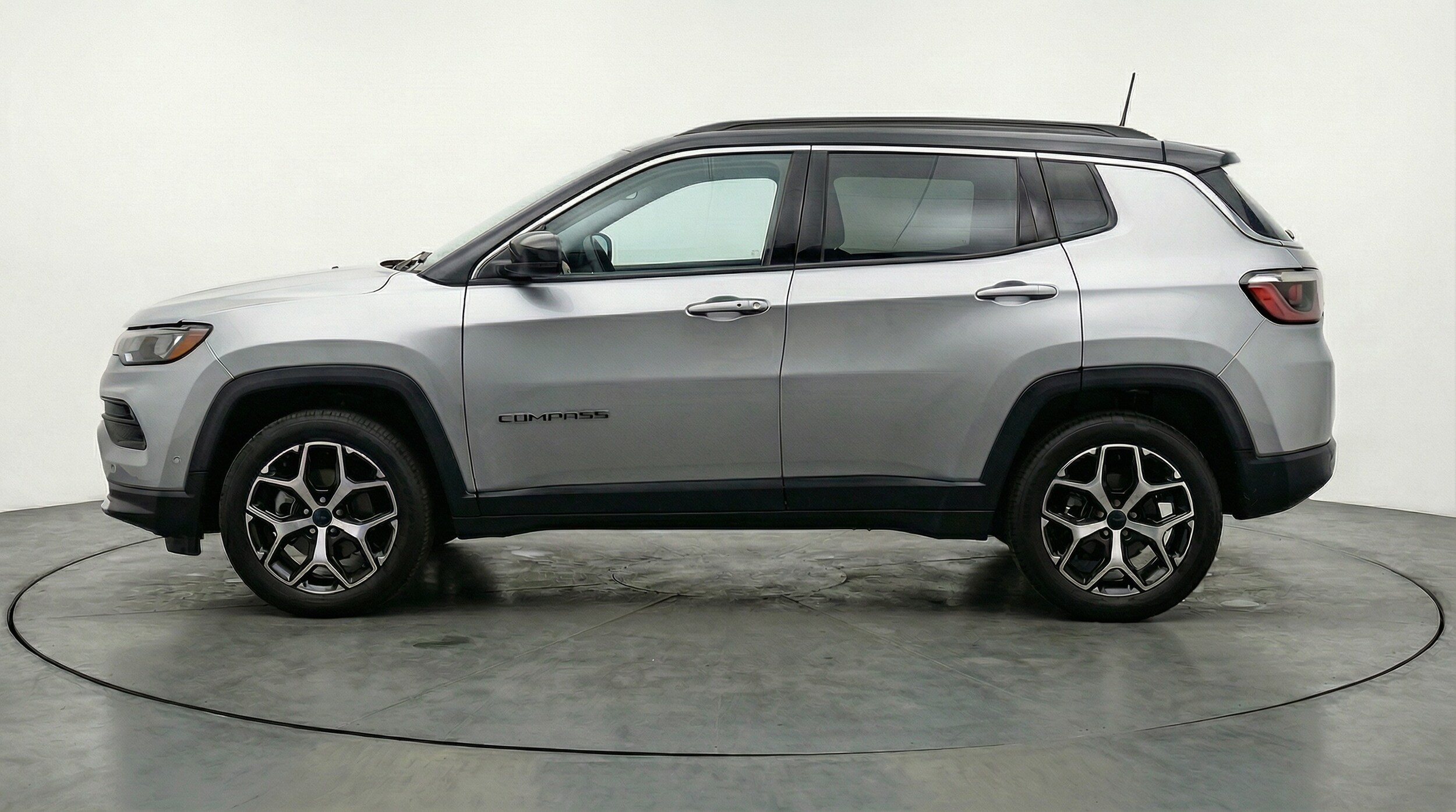 Thumbnail: 2025 Jeep Compass - 4