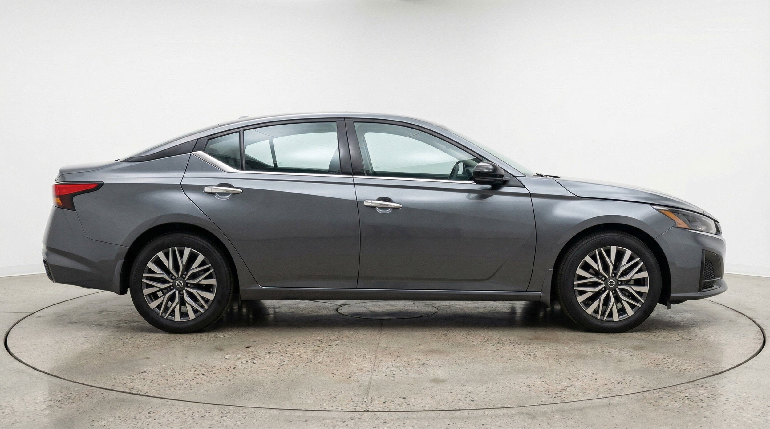 Thumbnail: 2025 Nissan Altima - 11