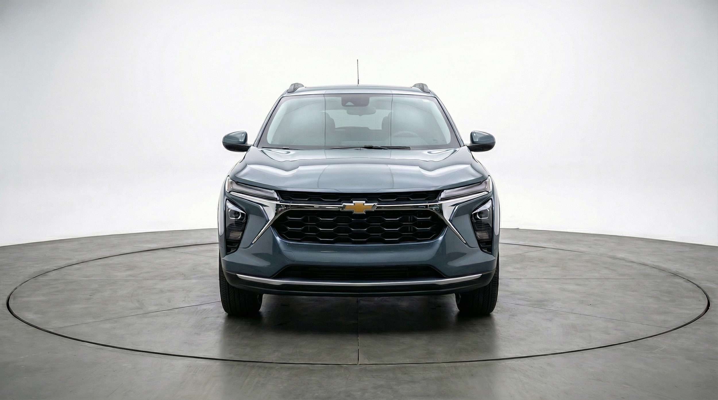 Thumbnail: 2025 Chevrolet Trax - 2