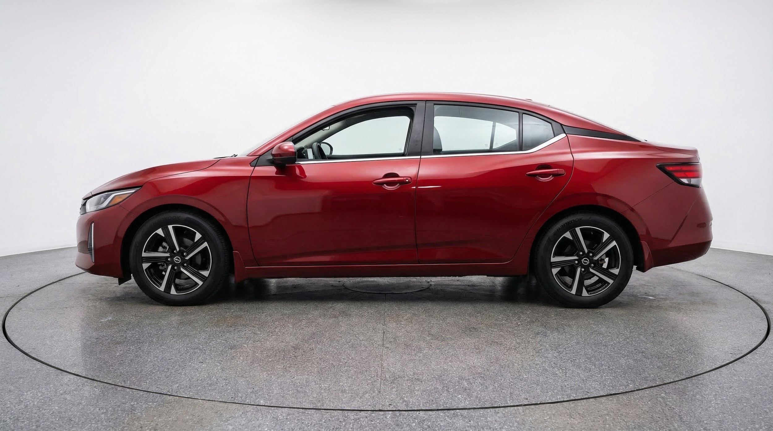 Thumbnail: 2025 Nissan Sentra - 5