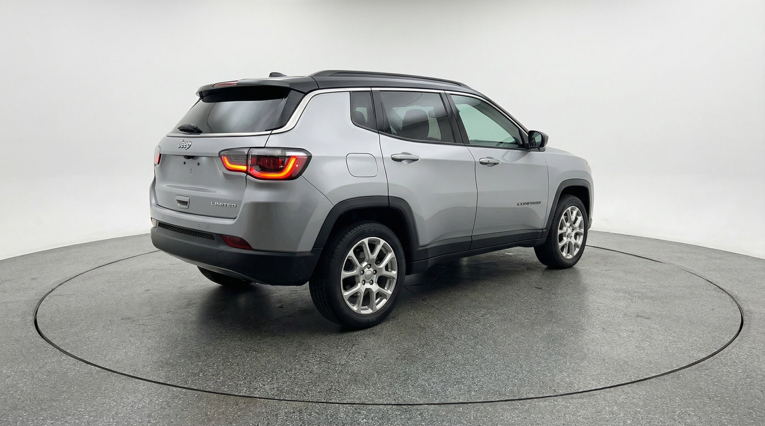 Thumbnail: 2025 Jeep Compass - 9