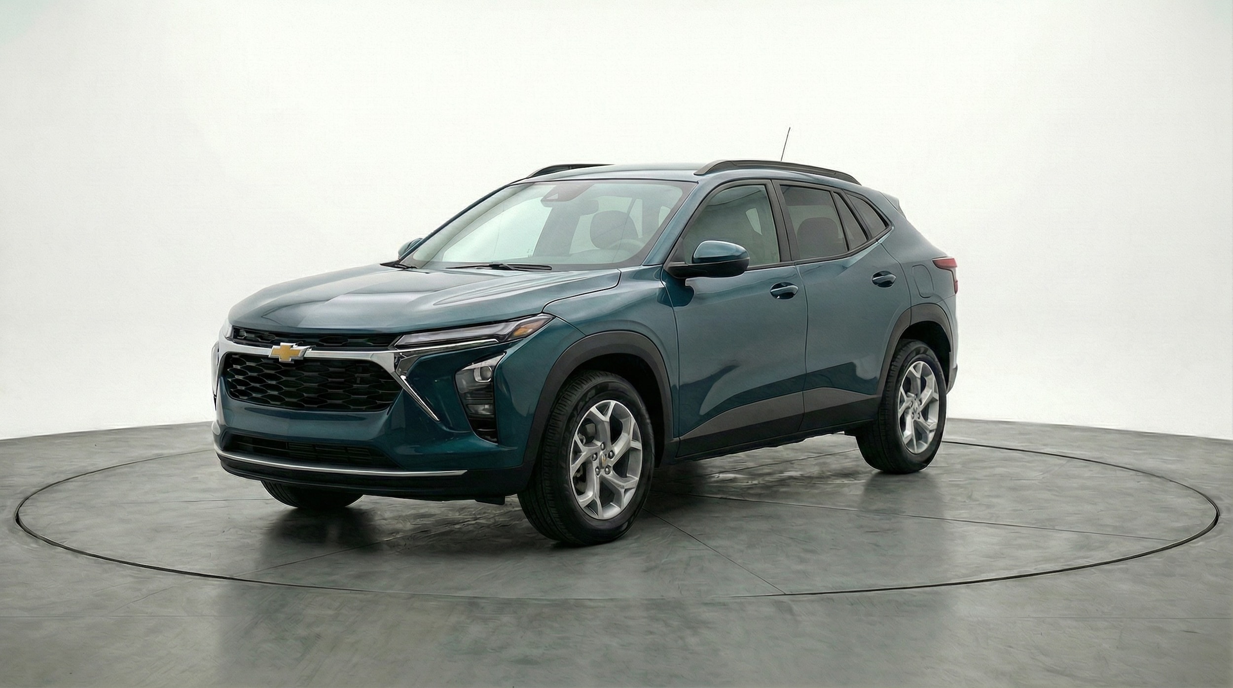 Thumbnail: 2025 Chevrolet Trax - 3