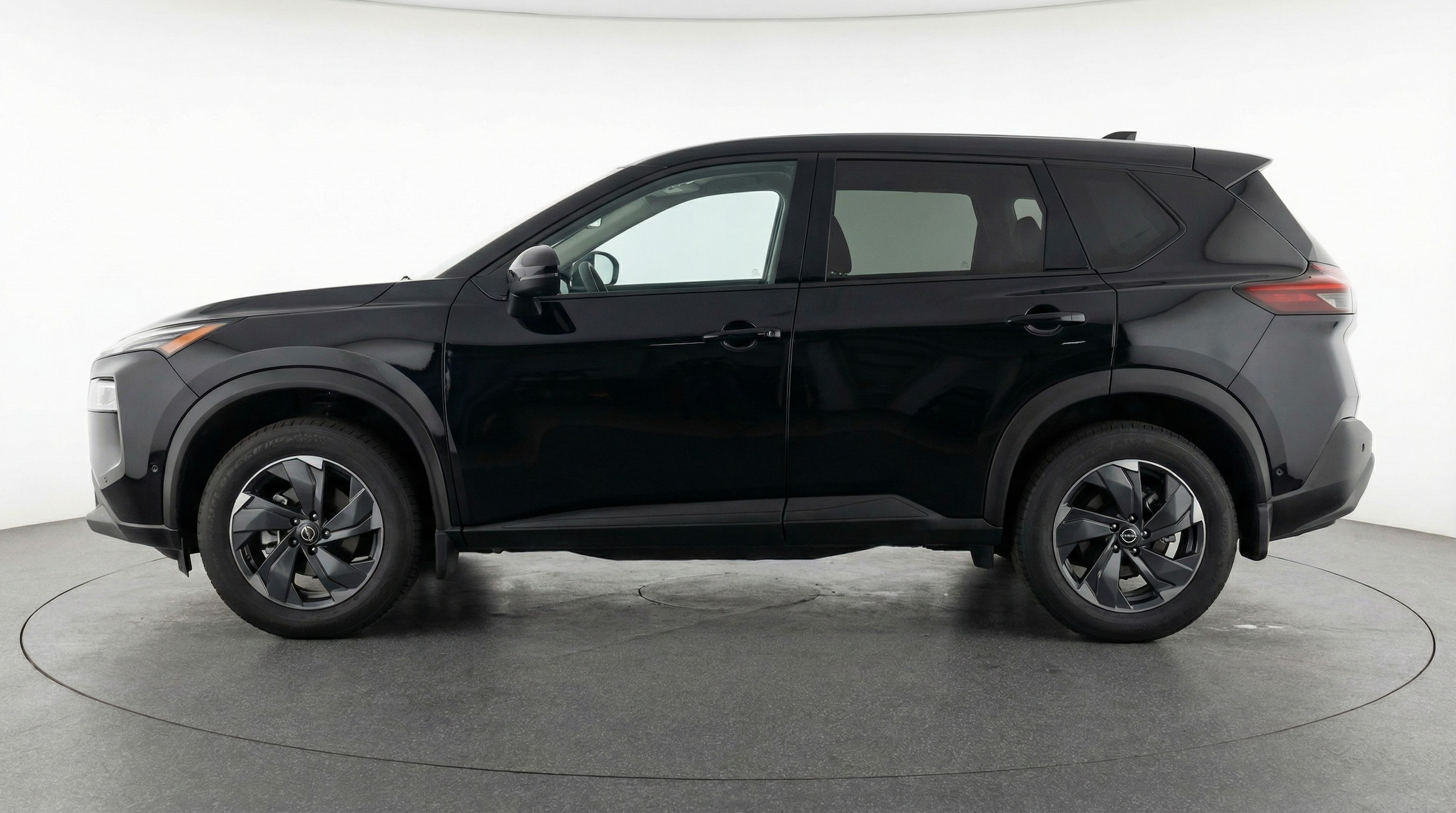 Thumbnail: 2025 Nissan Rogue - 4