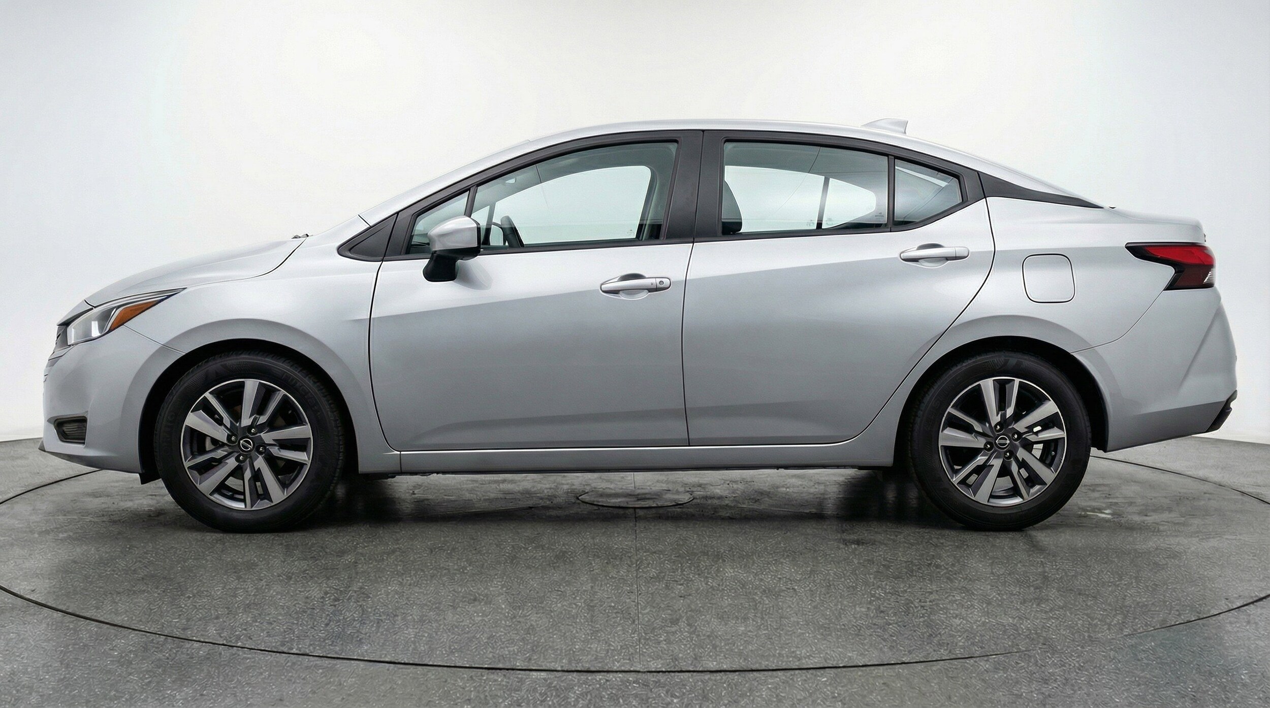 Thumbnail: 2025 Nissan Versa - 5