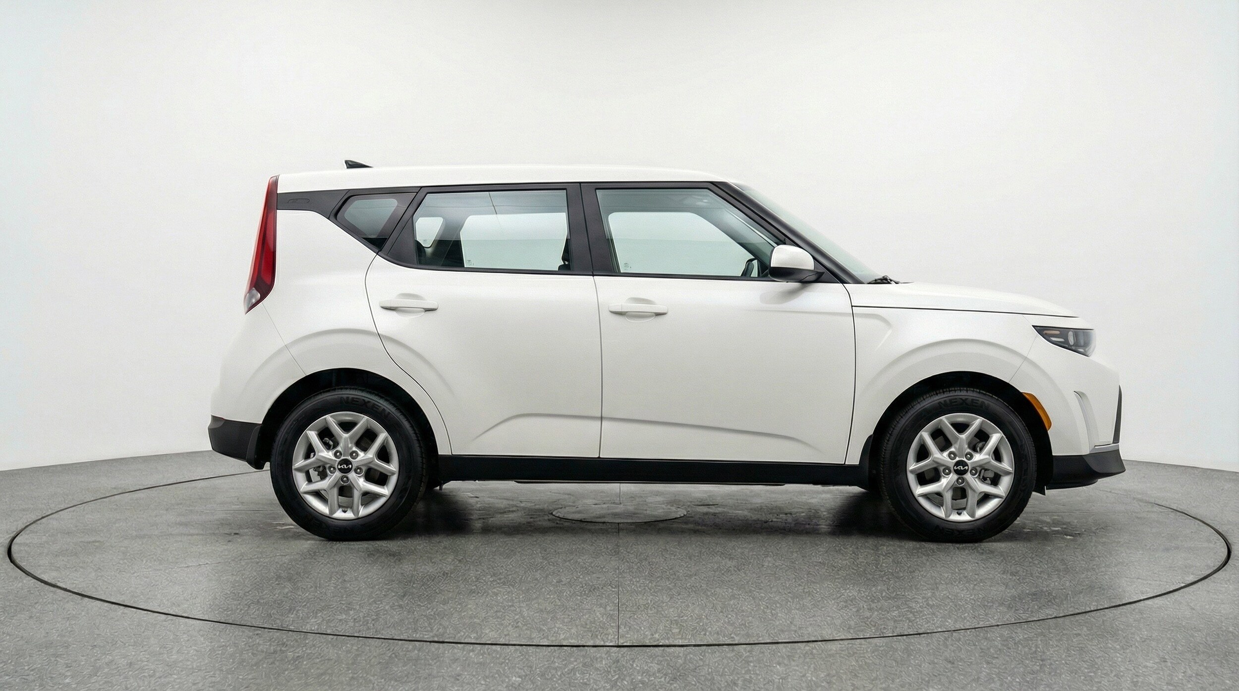 Thumbnail: 2025 Kia Soul - 11