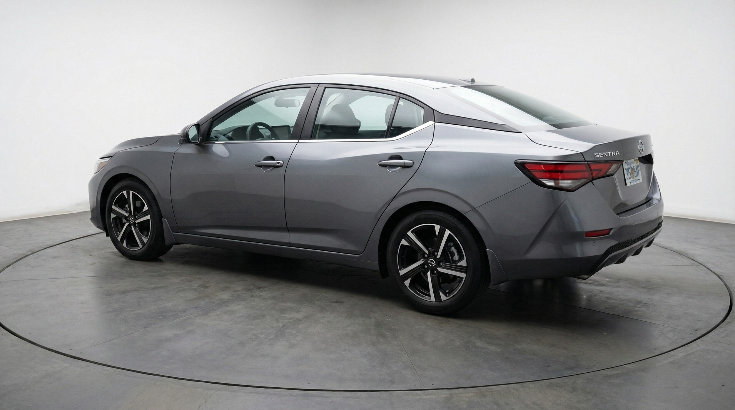 Thumbnail: 2025 Nissan Sentra - 5