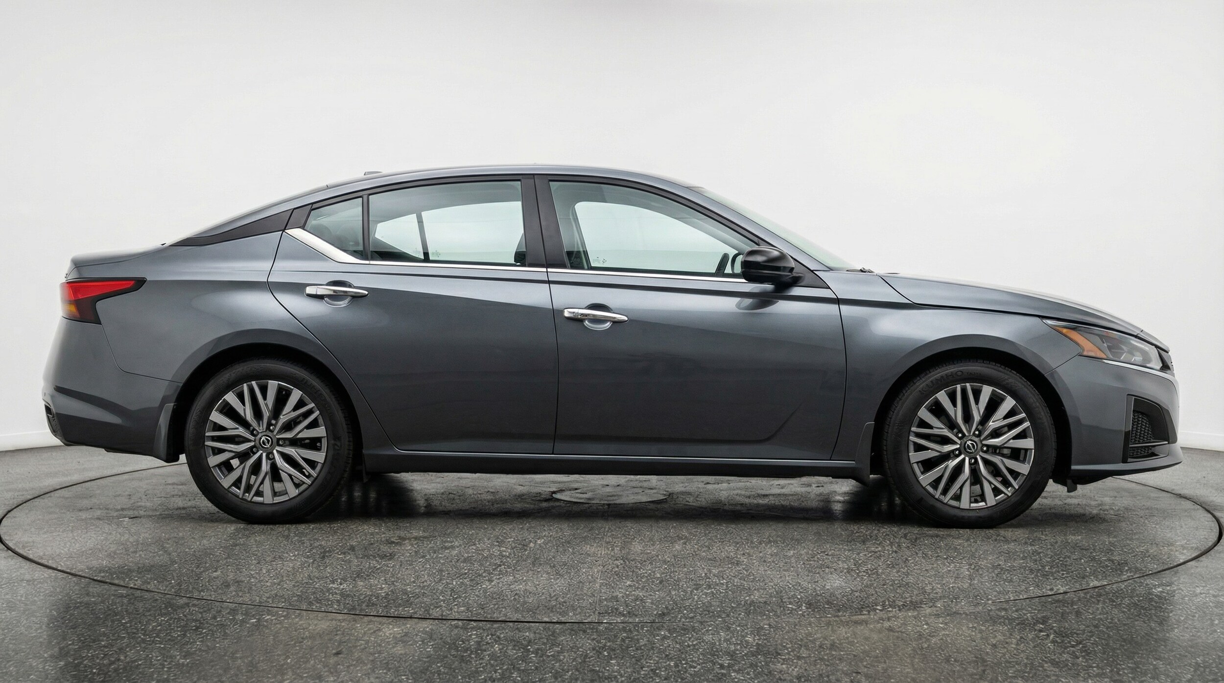 Thumbnail: 2025 Nissan Altima - 8