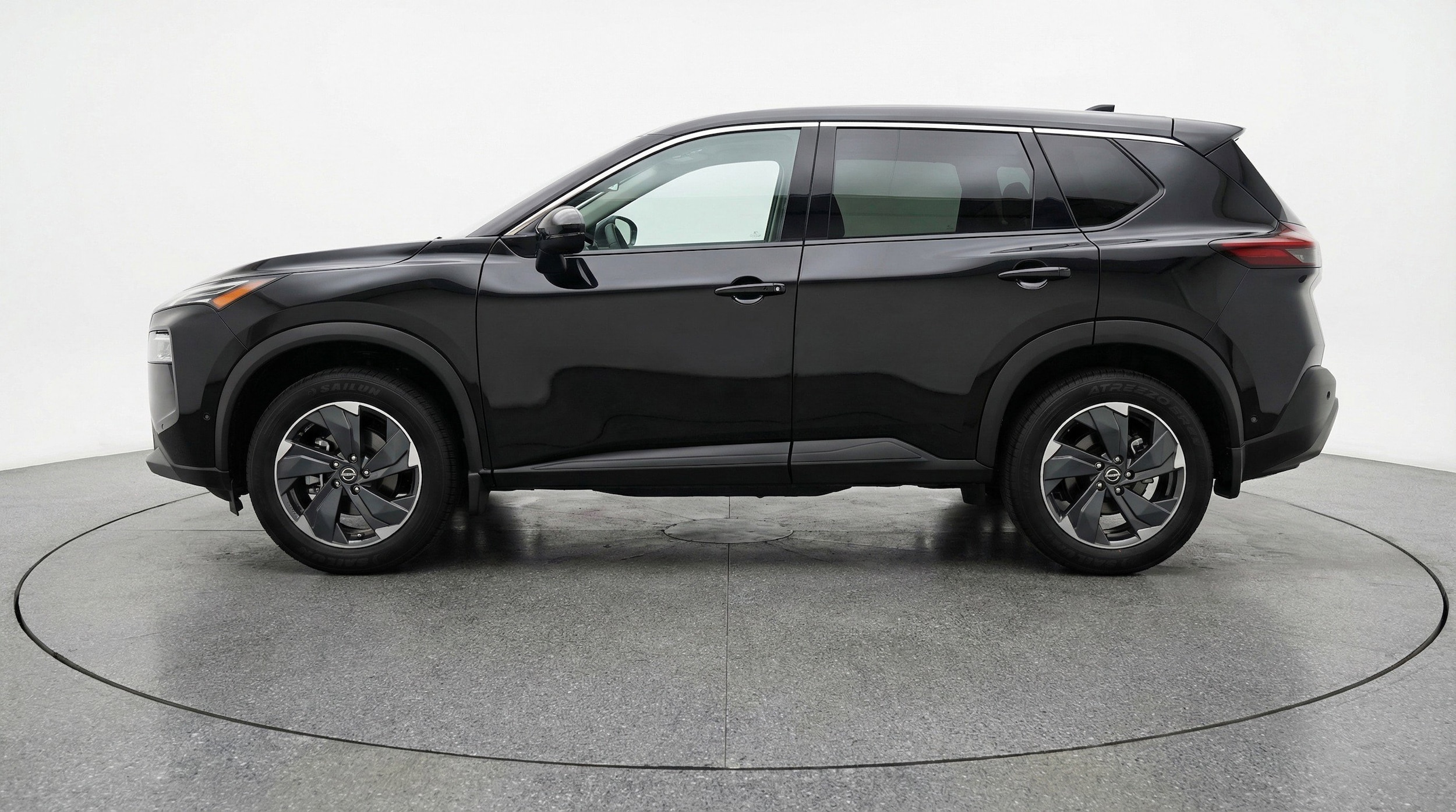 Thumbnail: 2025 Nissan Rogue - 5