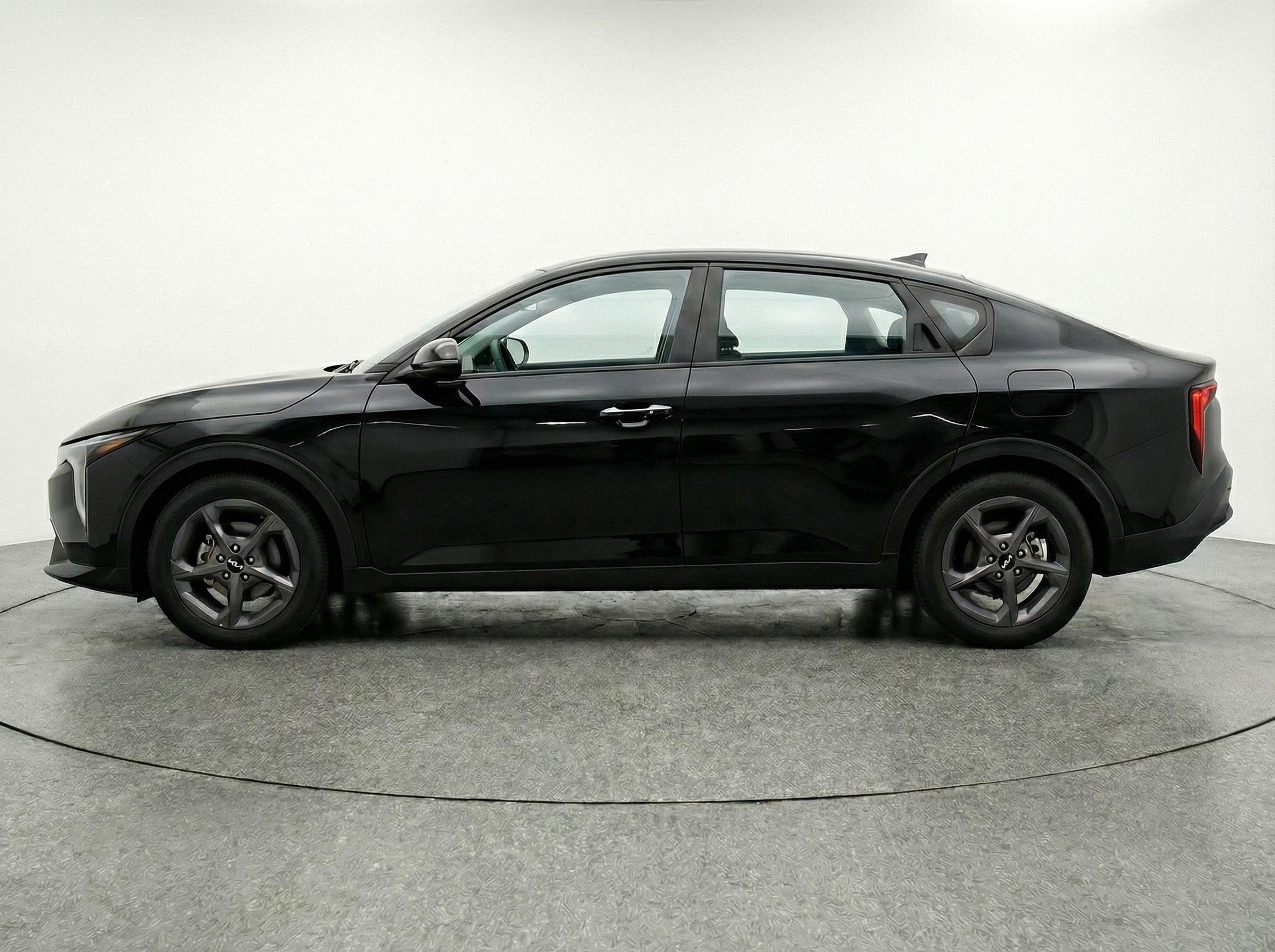 Thumbnail: 2025 Kia K4 - 4