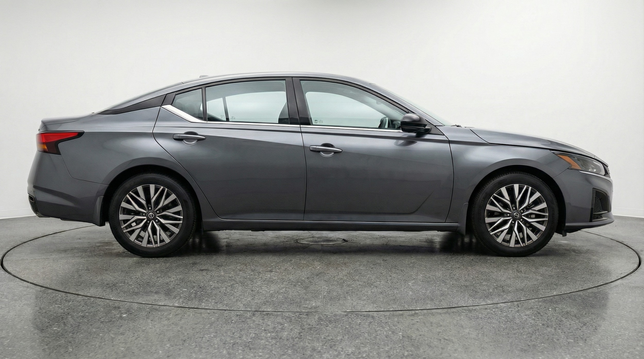 Thumbnail: 2025 Nissan Altima - 8