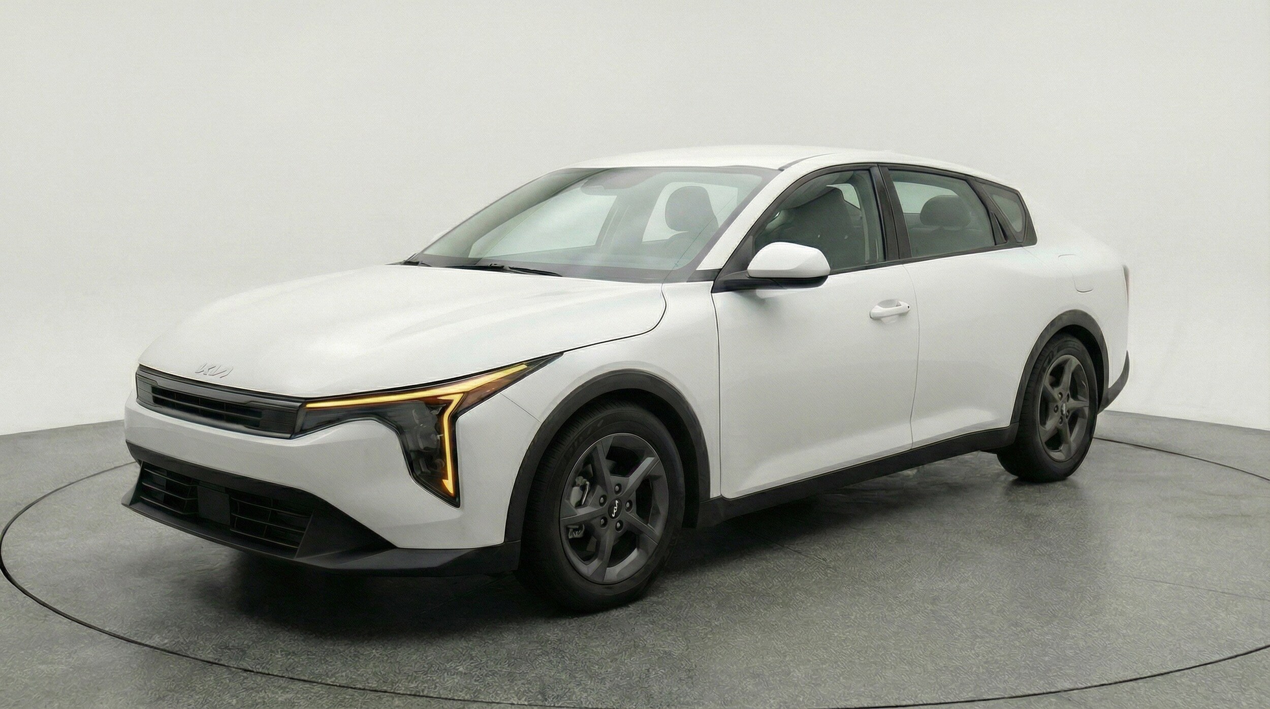 Thumbnail: 2025 Kia K4 - 3