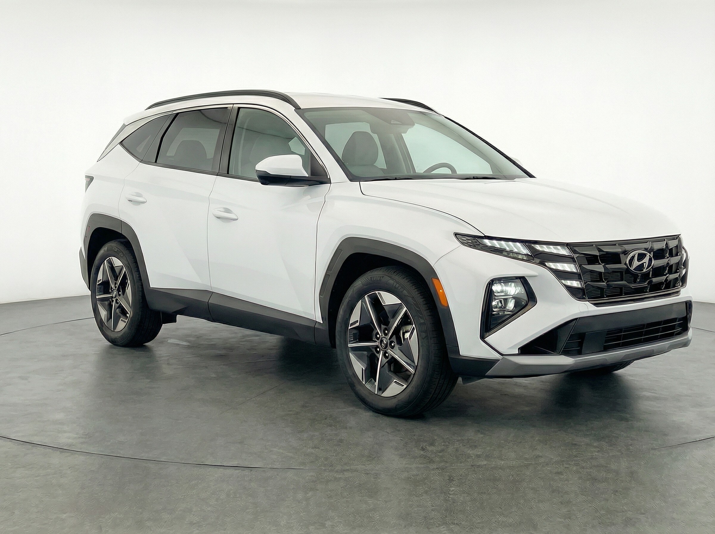 Thumbnail: 2025 Hyundai Tucson - 1