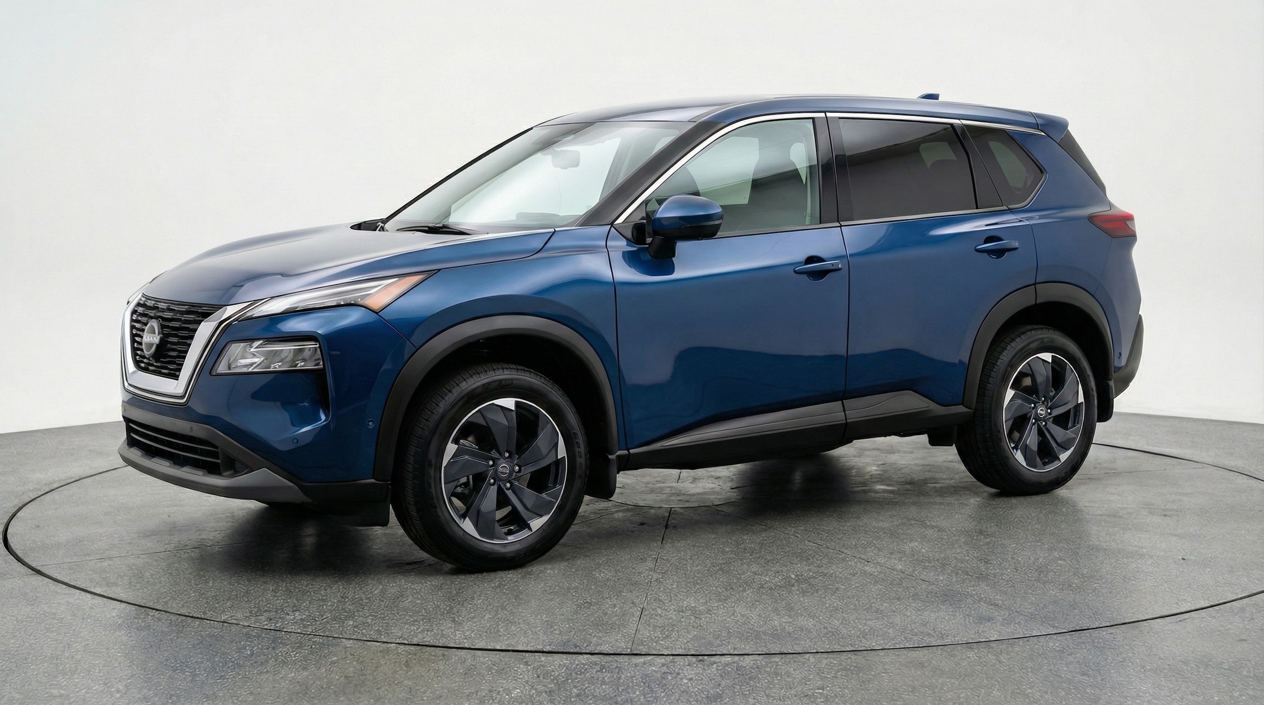 Thumbnail: 2025 Nissan Rogue - 3