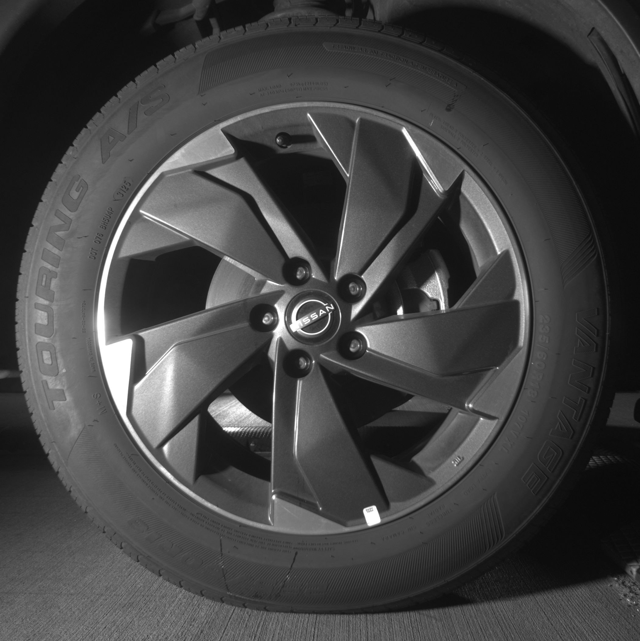 Thumbnail: 2025 Nissan Rogue - 13