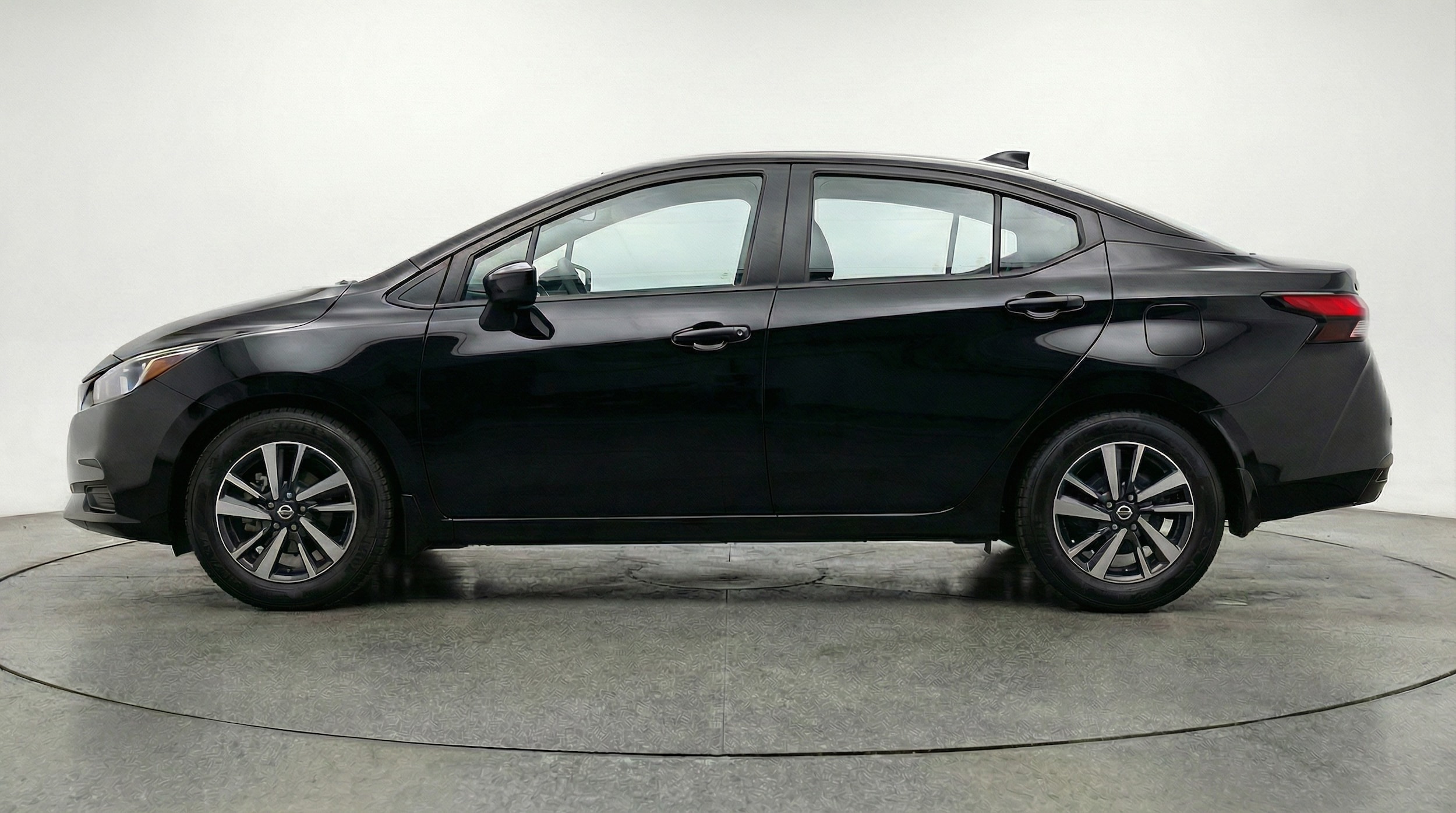 Thumbnail: 2025 Nissan Versa - 4