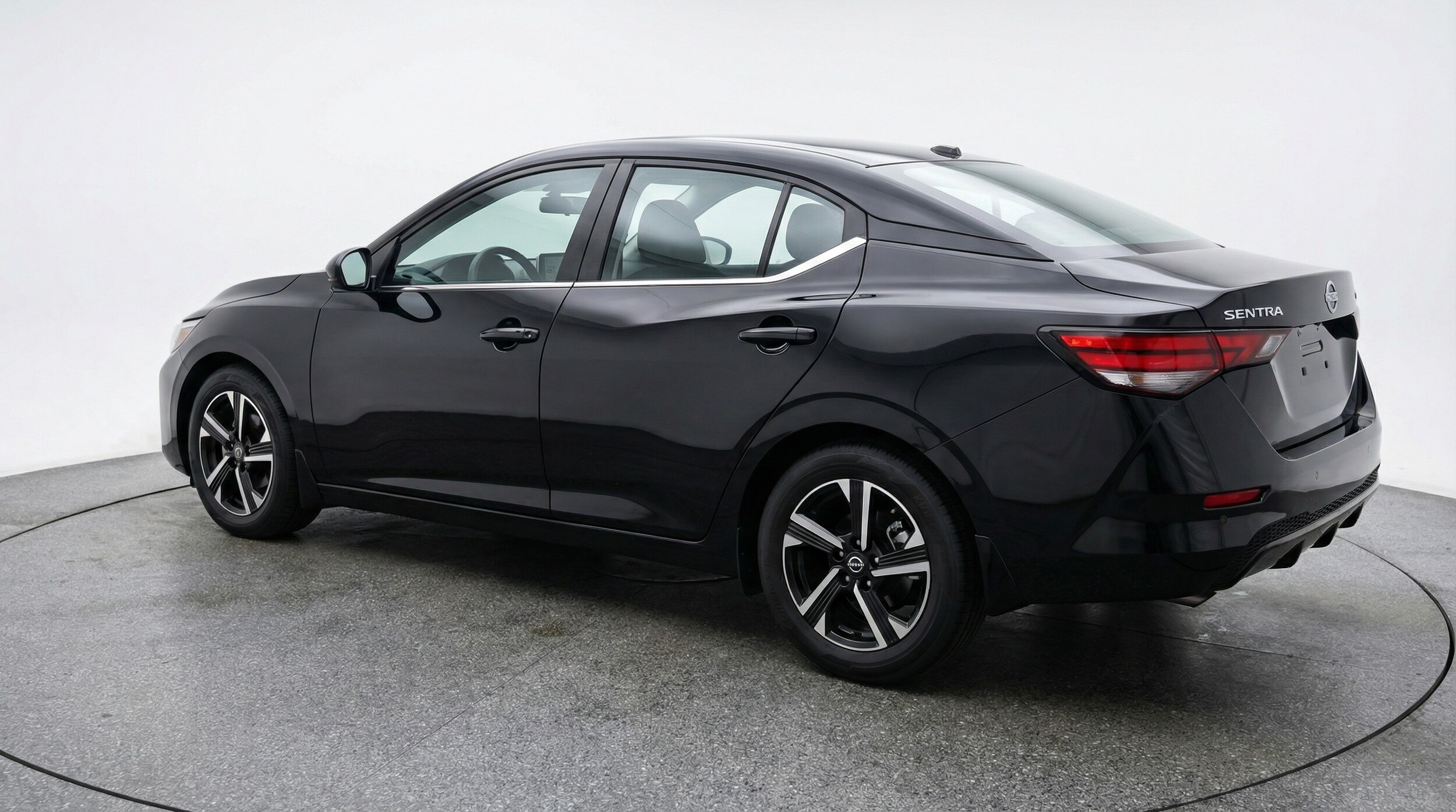 Thumbnail: 2025 Nissan Sentra - 5