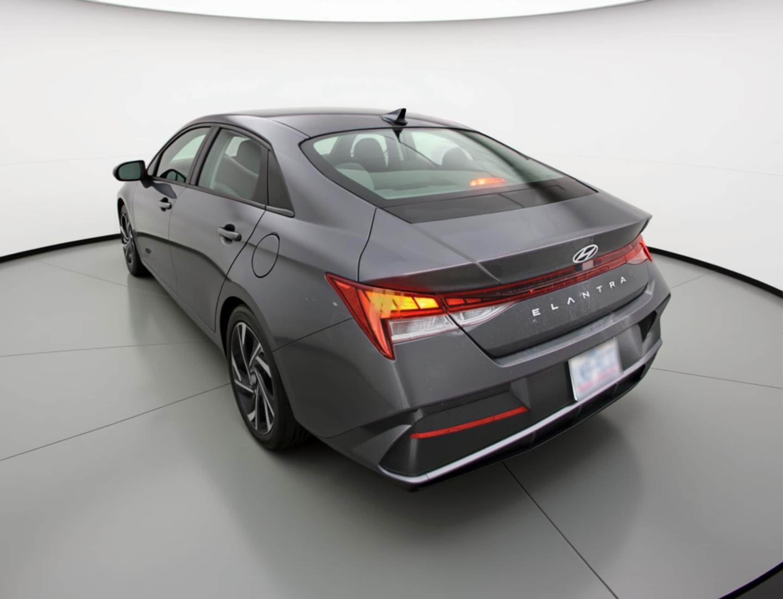 Thumbnail: 2025 Hyundai Elantra - 5