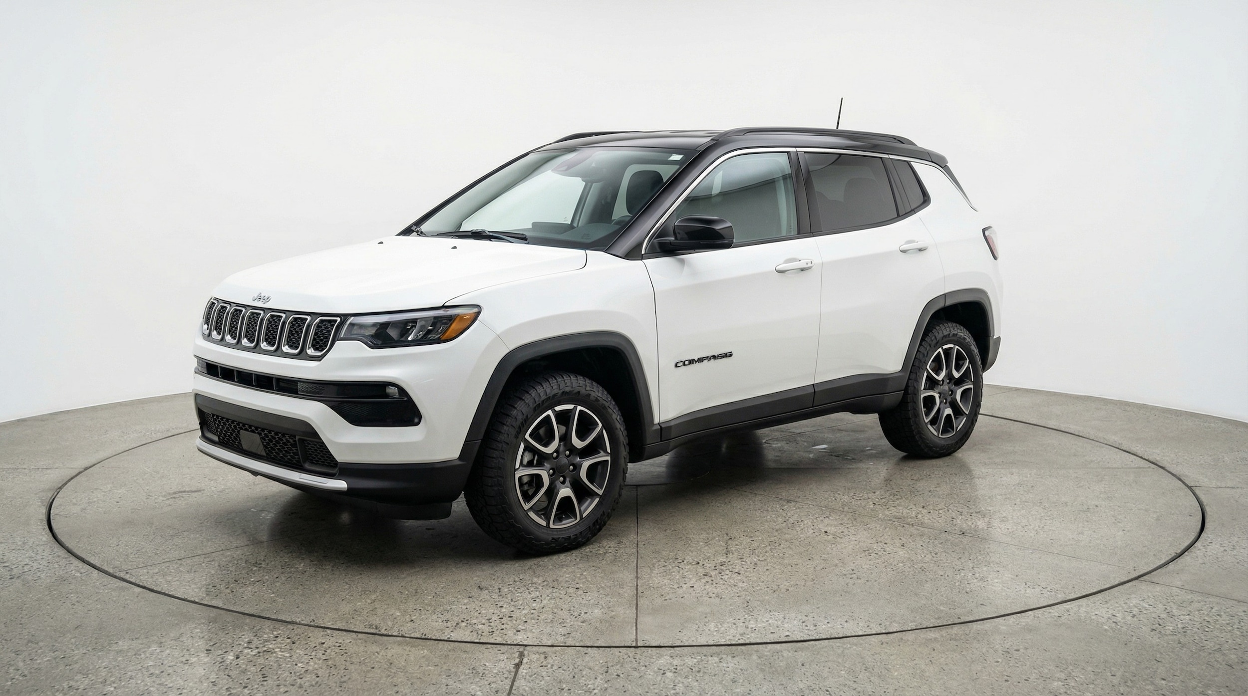 Thumbnail: 2025 Jeep Compass - 3