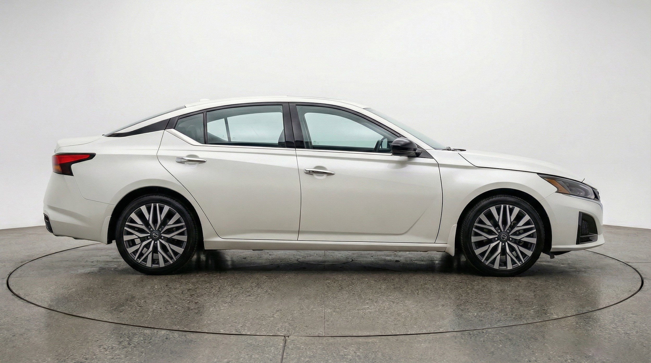 Thumbnail: 2025 Nissan Altima - 11