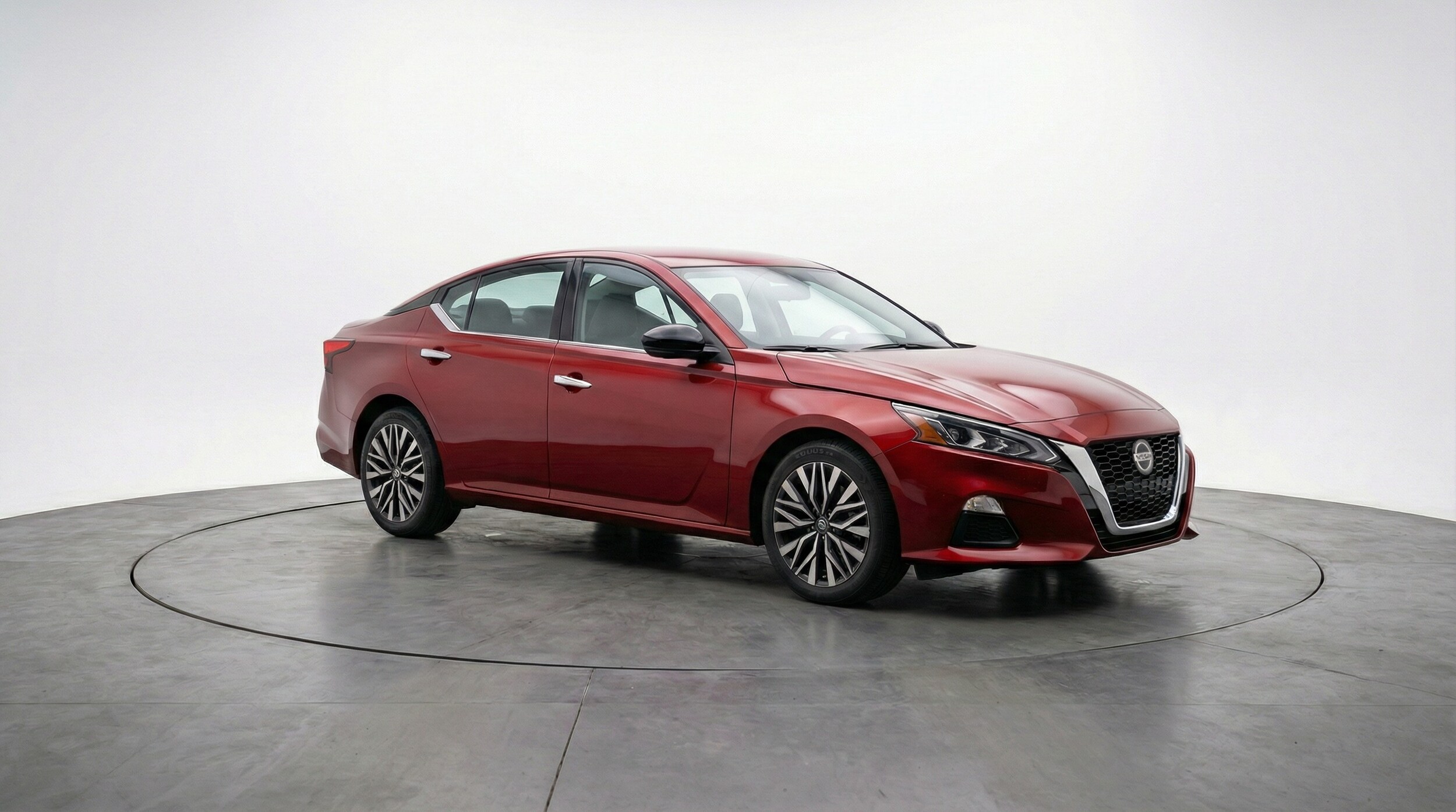 Thumbnail: 2025 Nissan Altima - 1