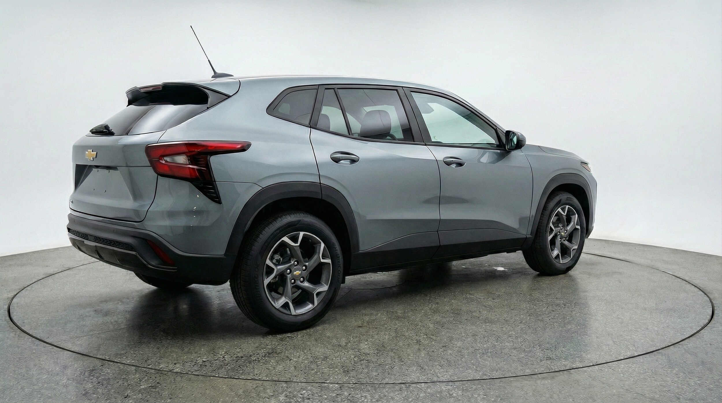 Thumbnail: 2025 Chevrolet Trax - 7