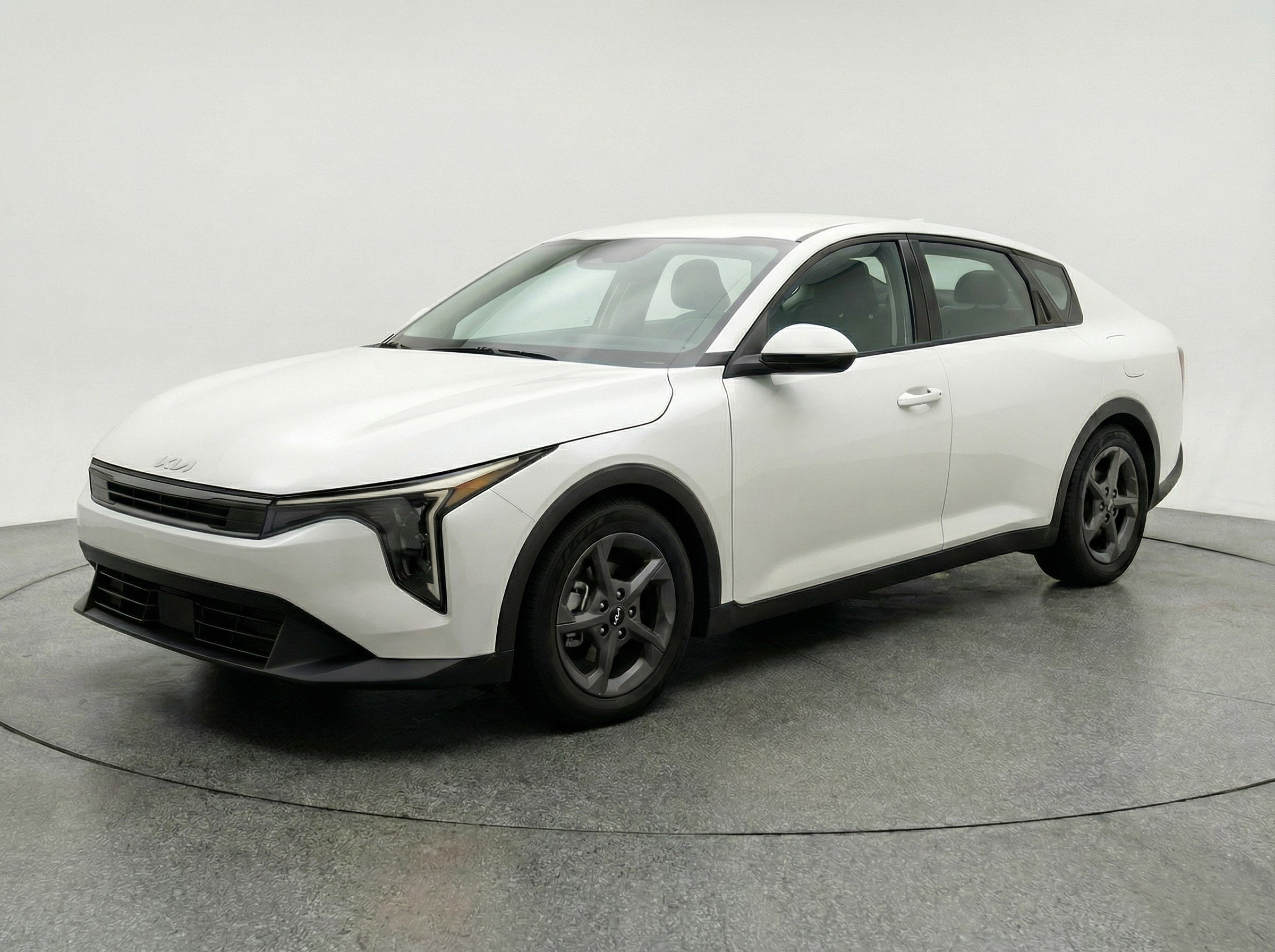 Thumbnail: 2025 Kia K4 - 3