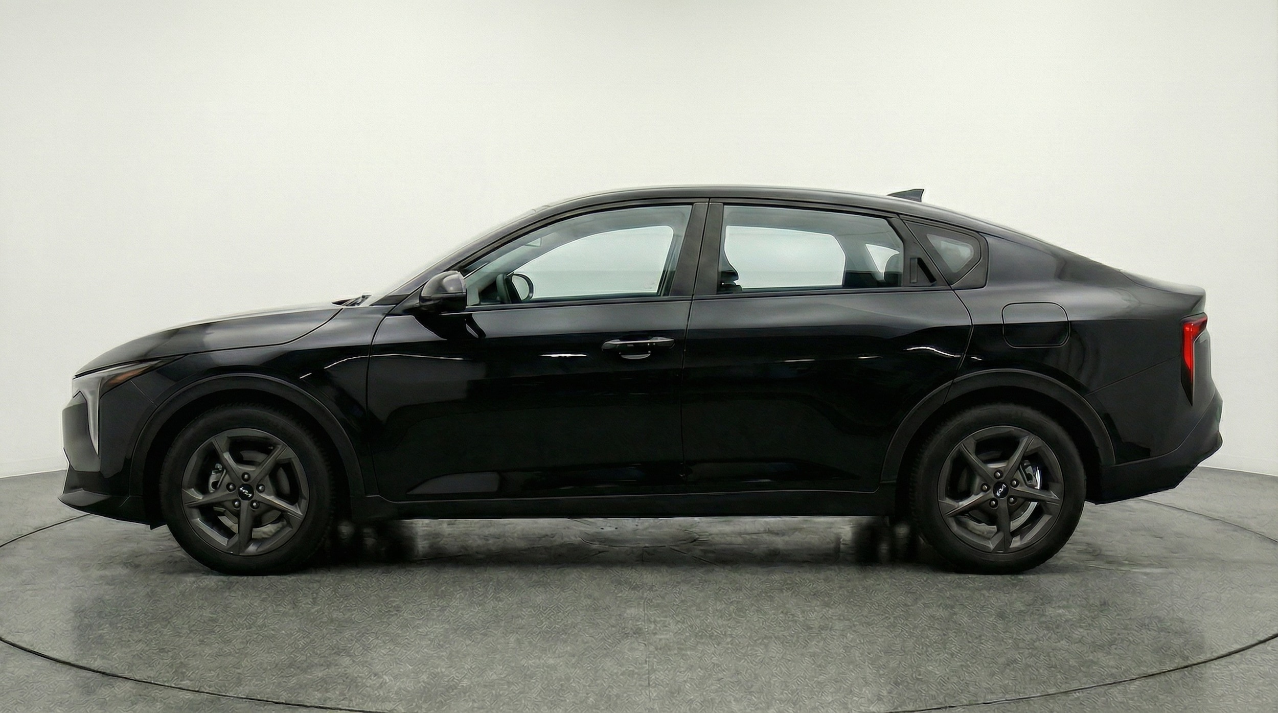 Thumbnail: 2025 Kia K4 - 4