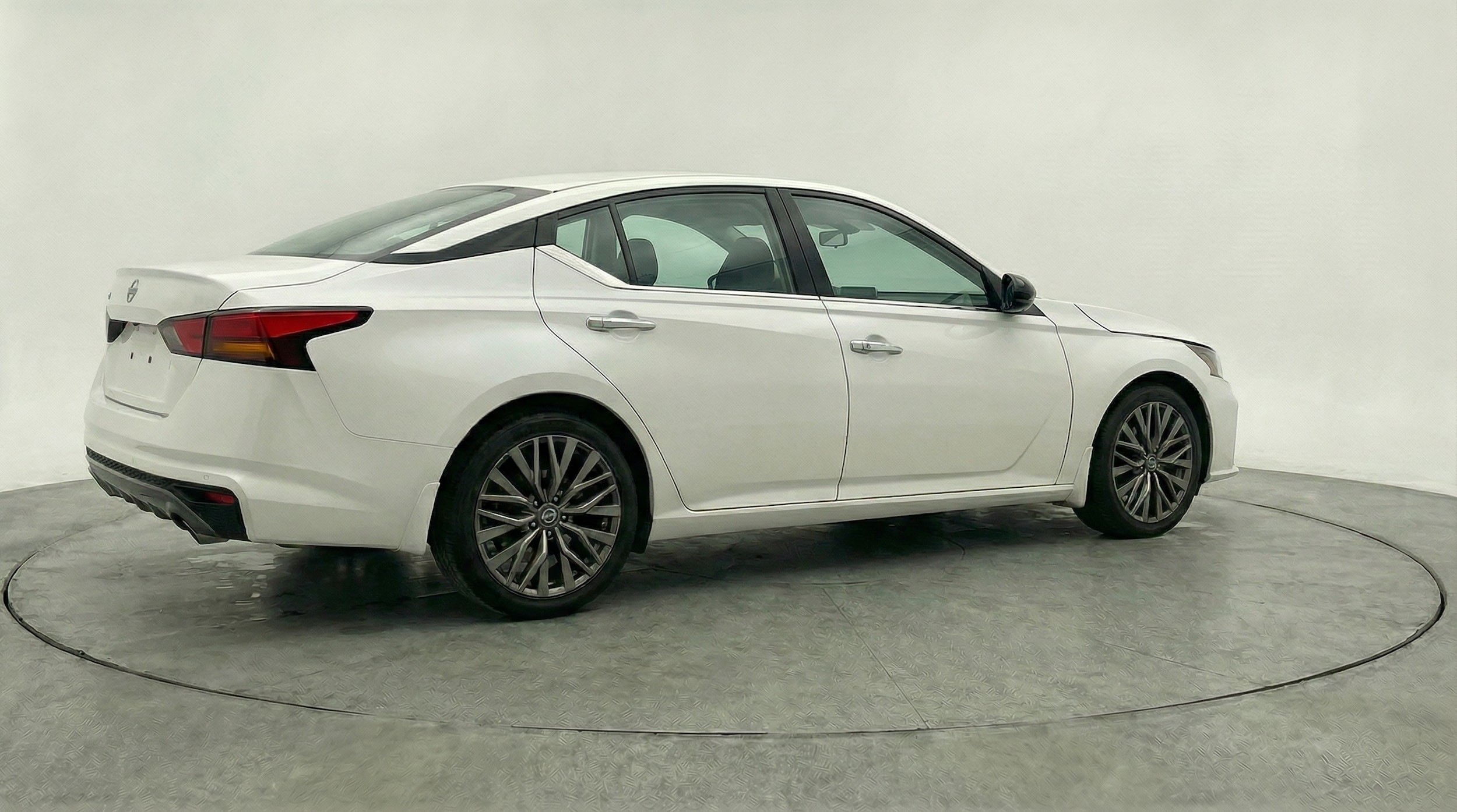 Thumbnail: 2025 Nissan Altima - 7